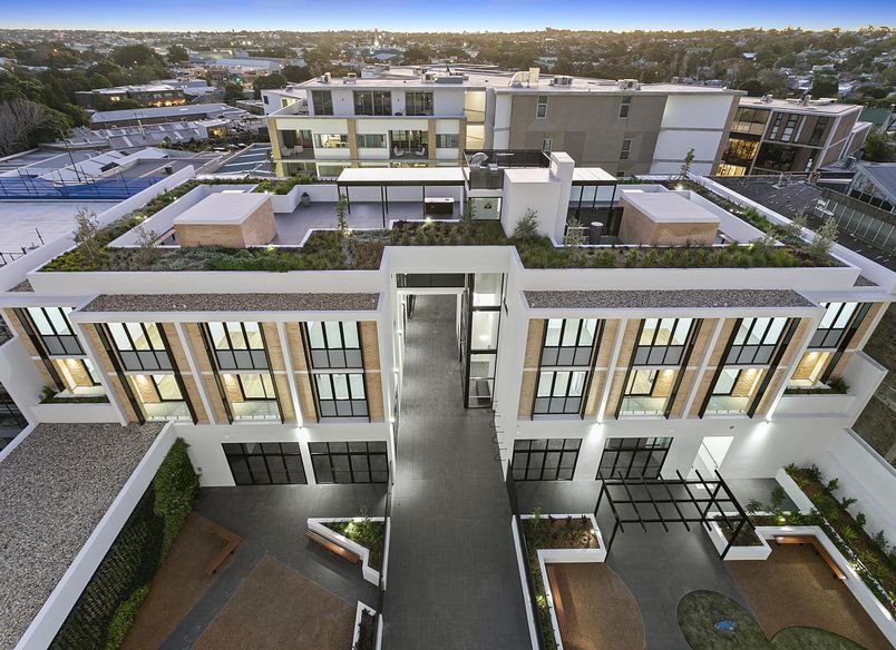 Brick Lane, St Peters