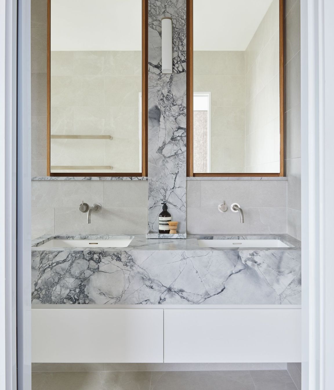 240501MADRileySurryHIlls1675.jpg