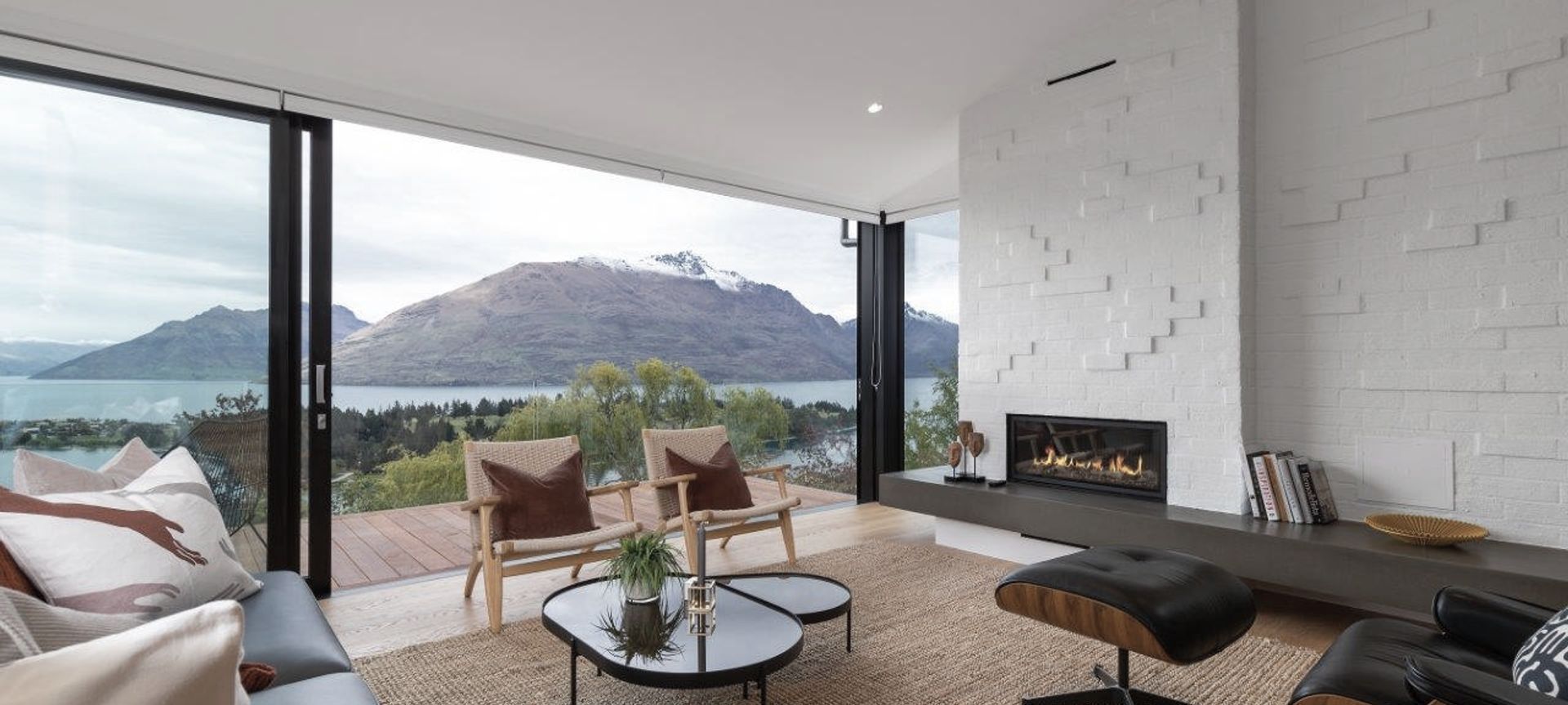 Wakatipu Heights Townhouses banner