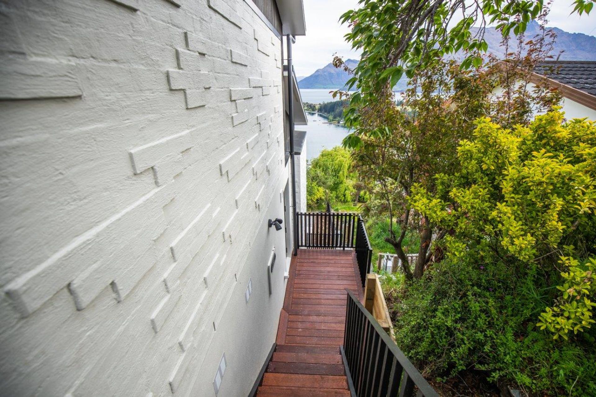 Wakatipu Heights Townhouses
