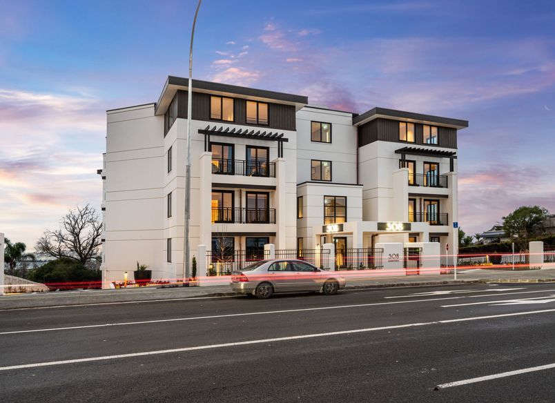 Fong Apartments