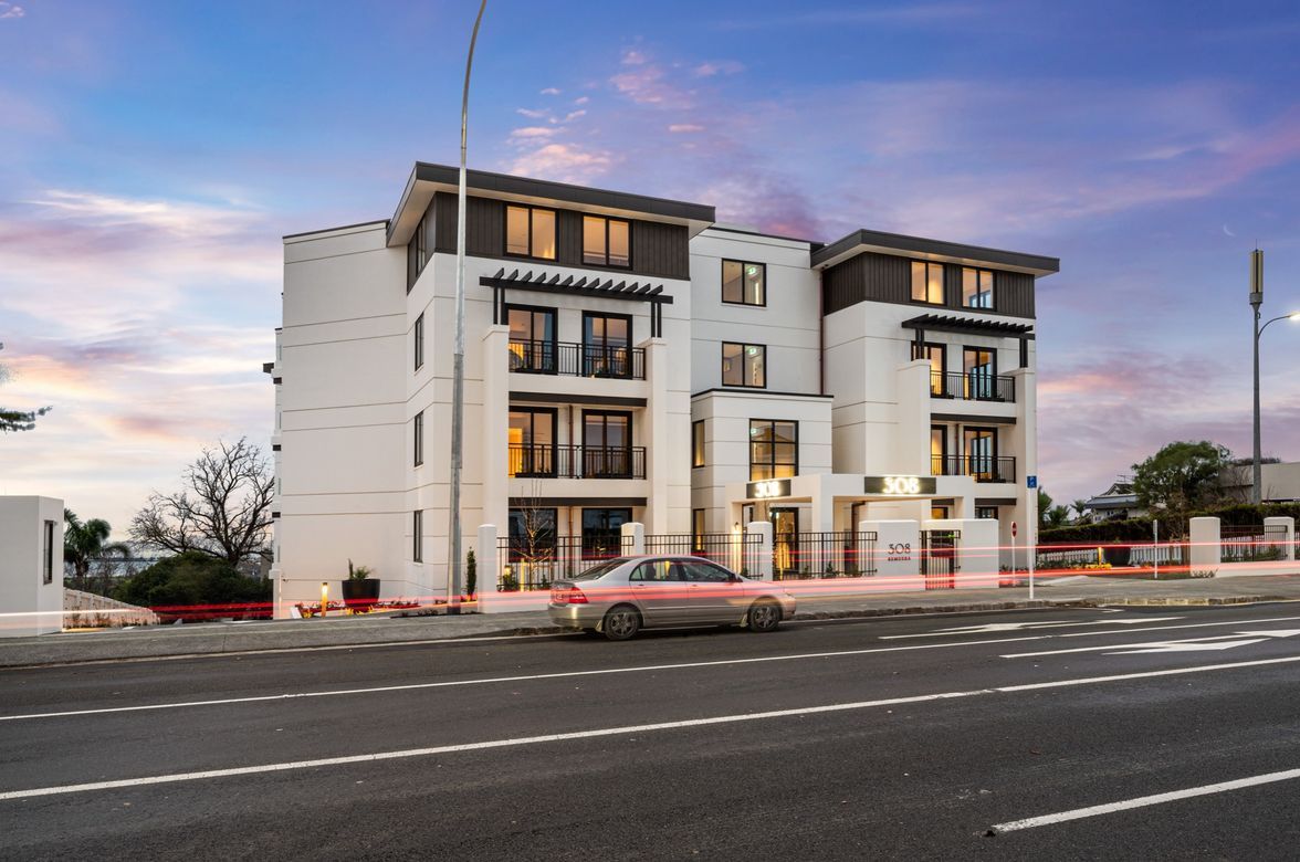 Fong Apartments