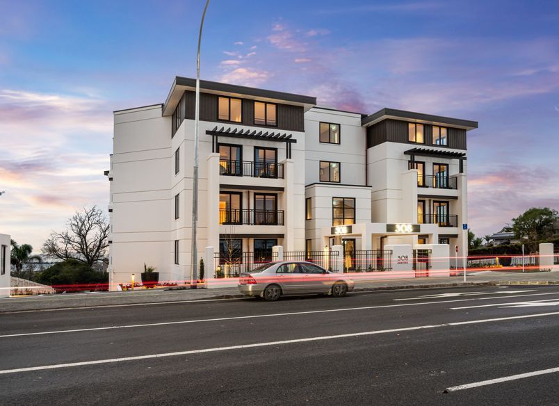 Fong Apartments