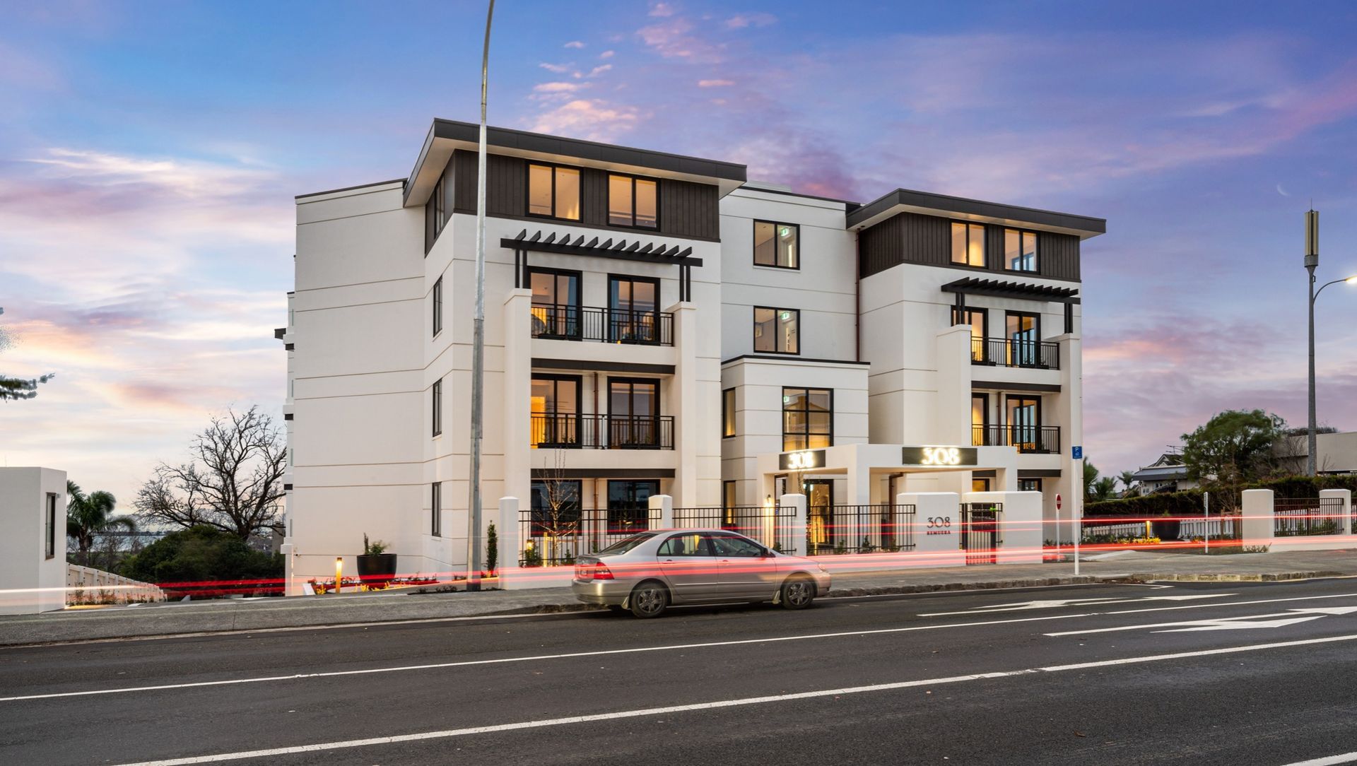 Fong Apartments banner