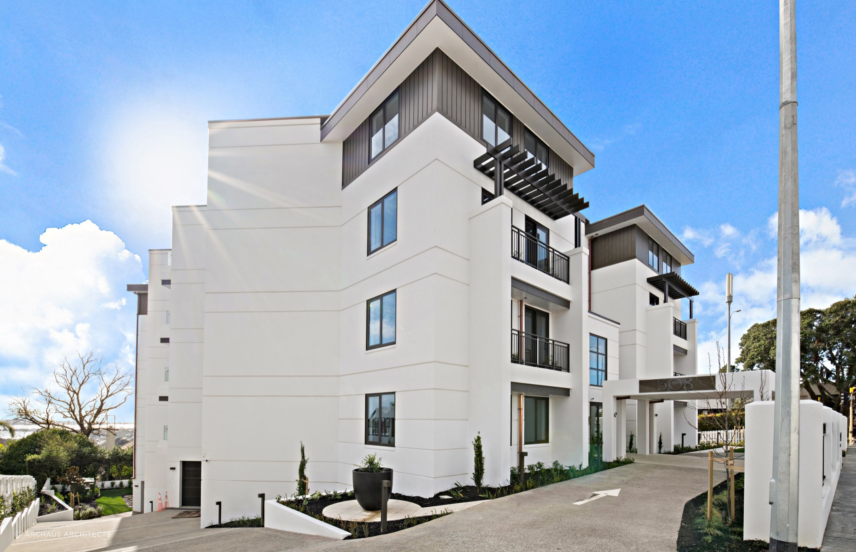 Fong Apartments