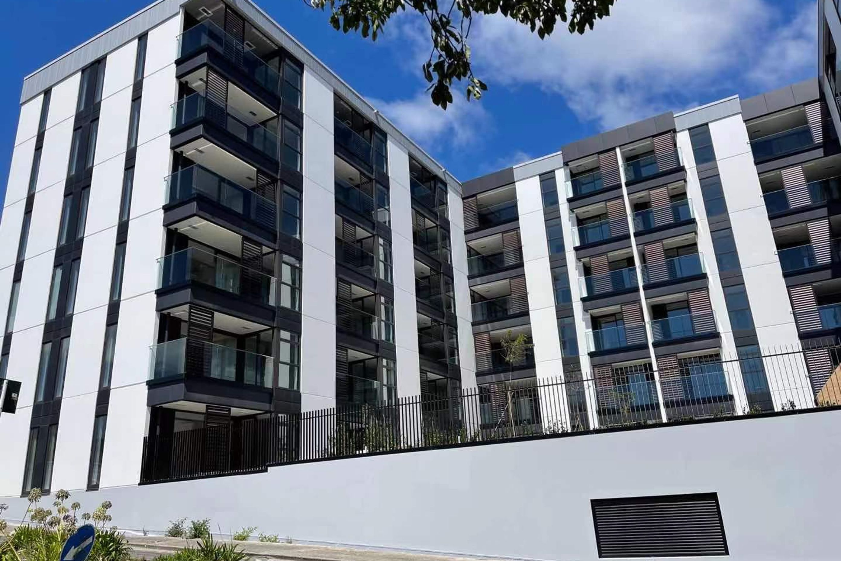 Neo Apartments