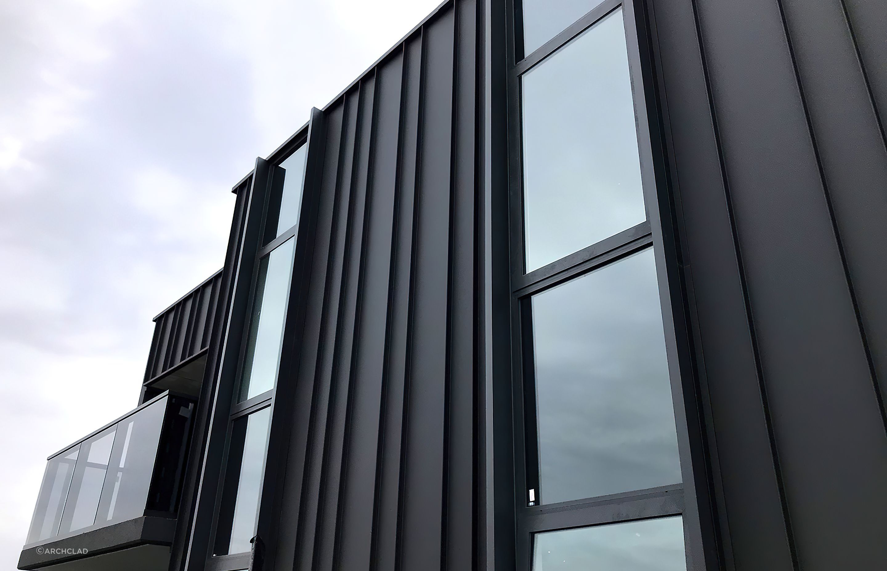##Murrumbeena Medium Rise Residential Cliptray 48 in Variable Widths