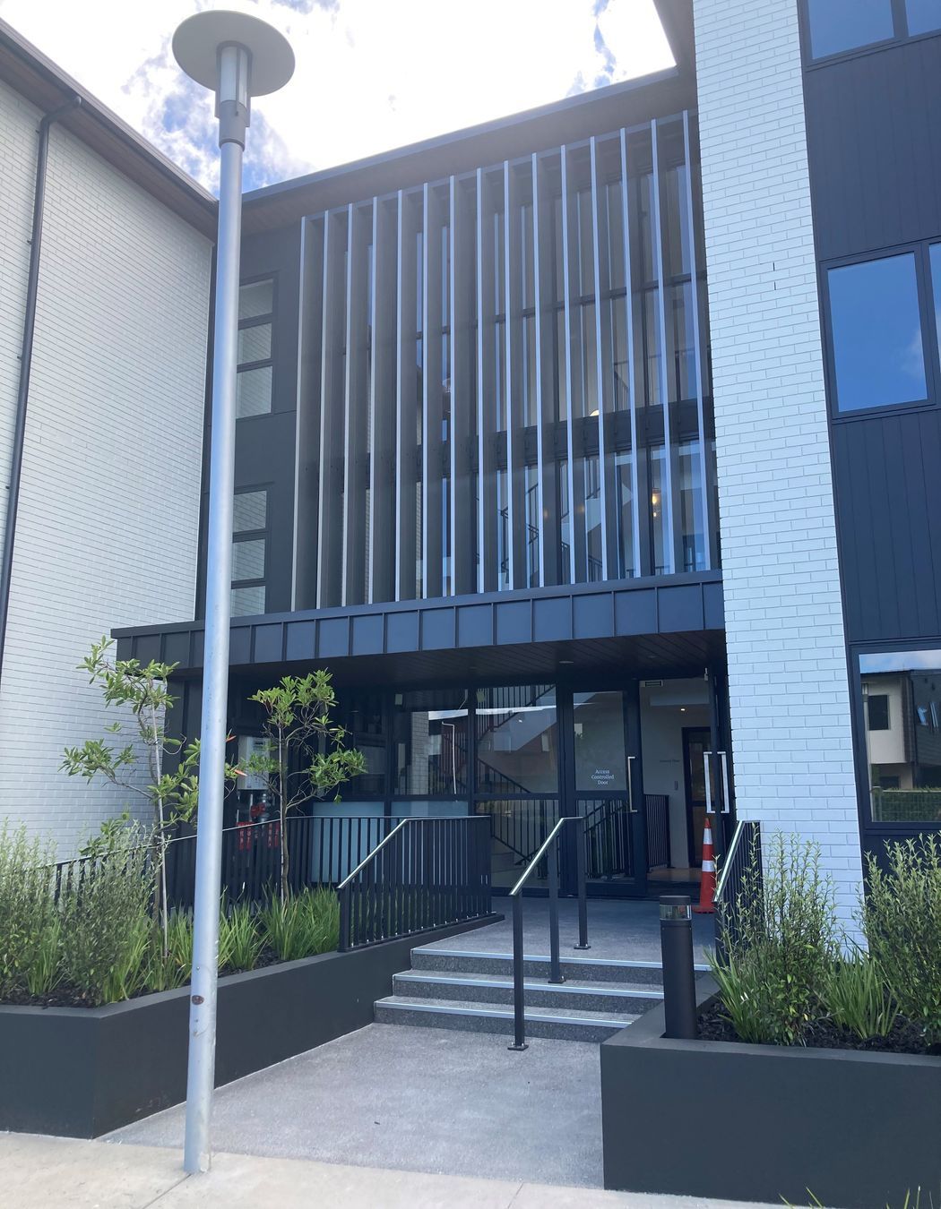 Edgewater Apartments, Ellerslie