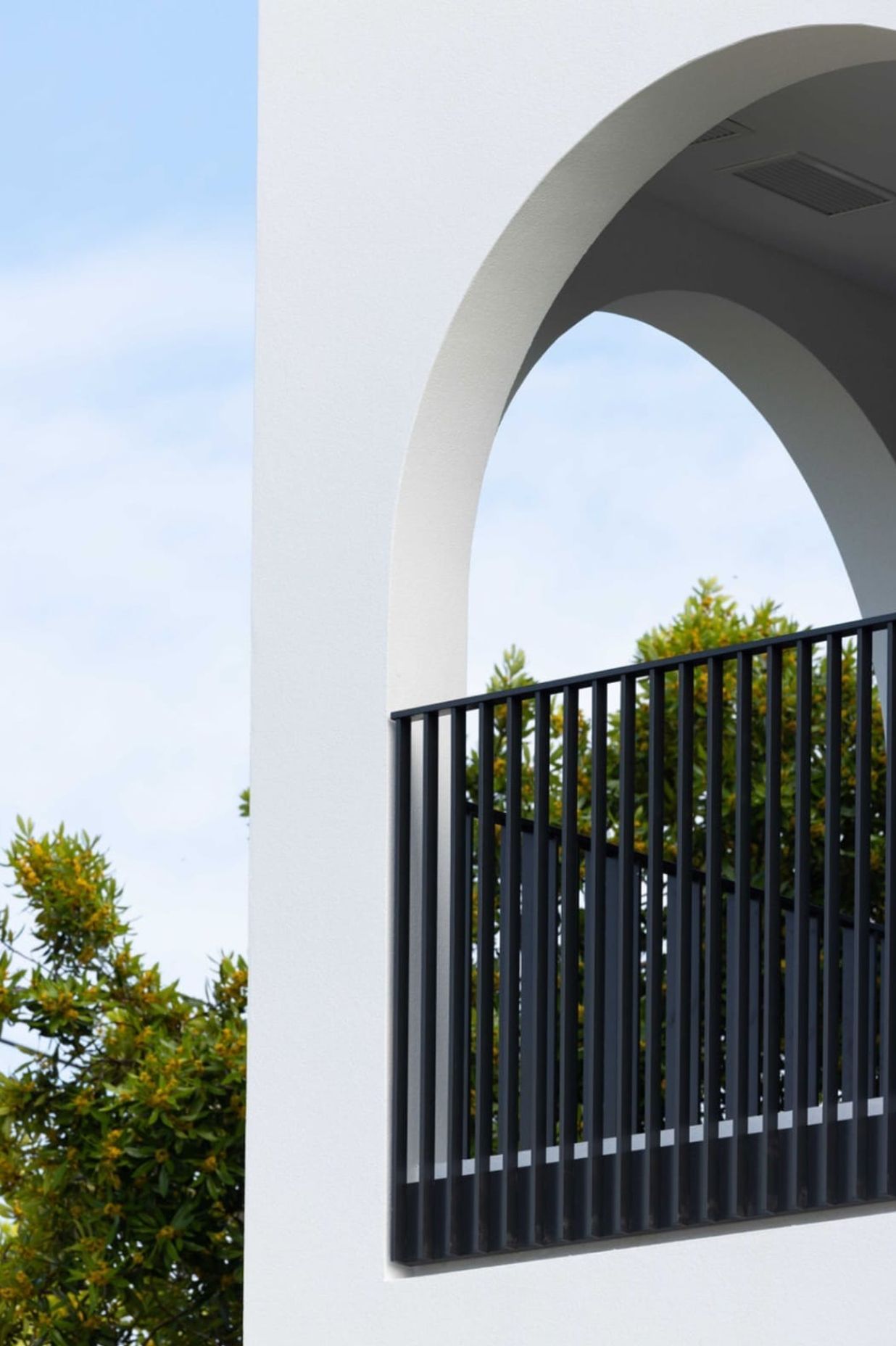 Product showcase: Fusing modern aesthetics with UNEX Finline balustrade at The Arches, Mission Bay