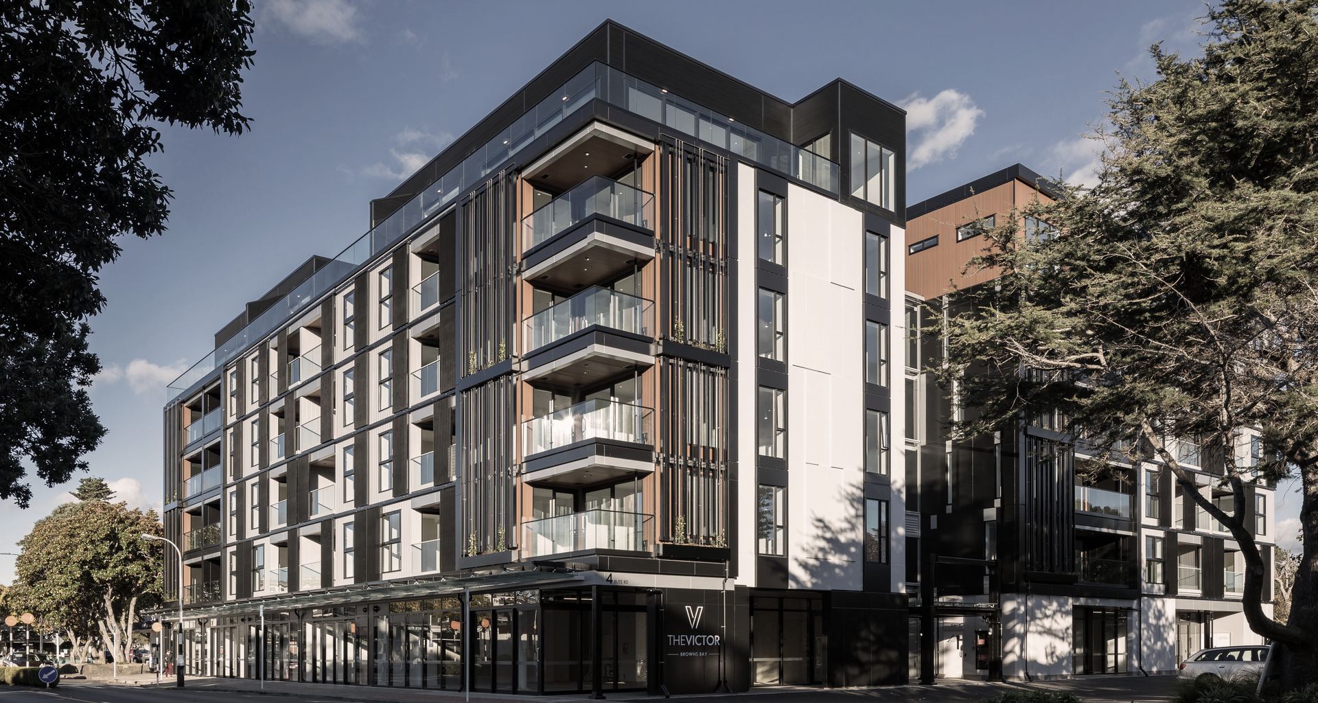 The Victor Apartments banner