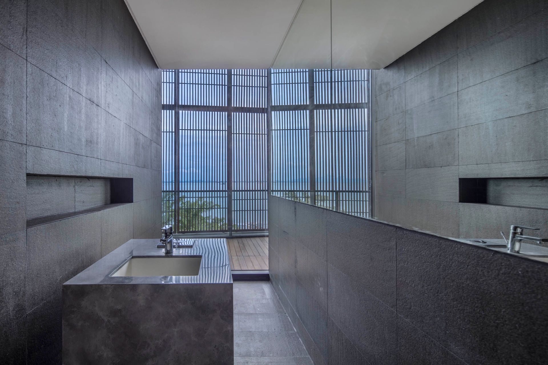 40A2498-HDR-v2.jpg