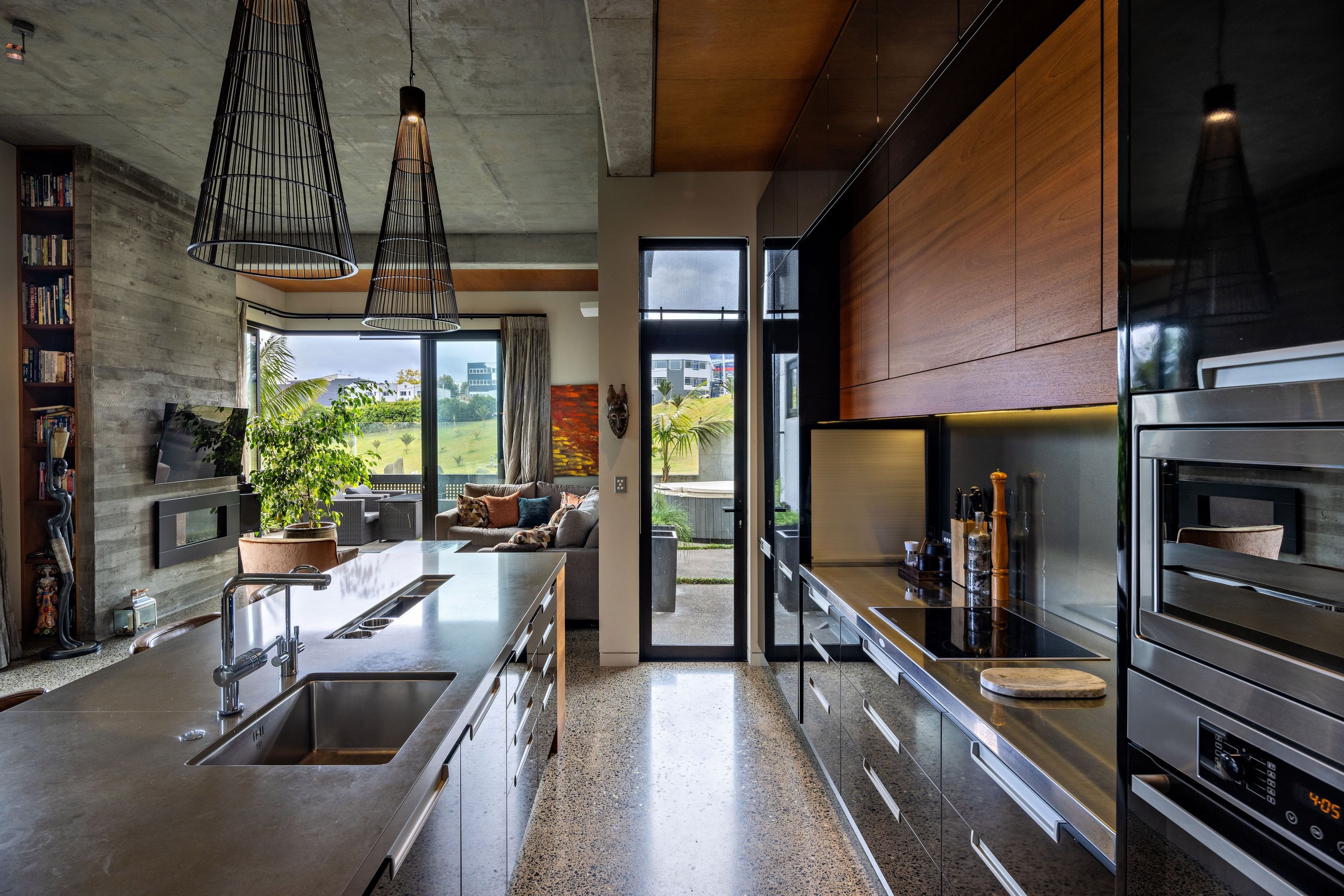 5URBAN-PARKINTERIOR-KITCHENPaul-McCreadie.jpg
