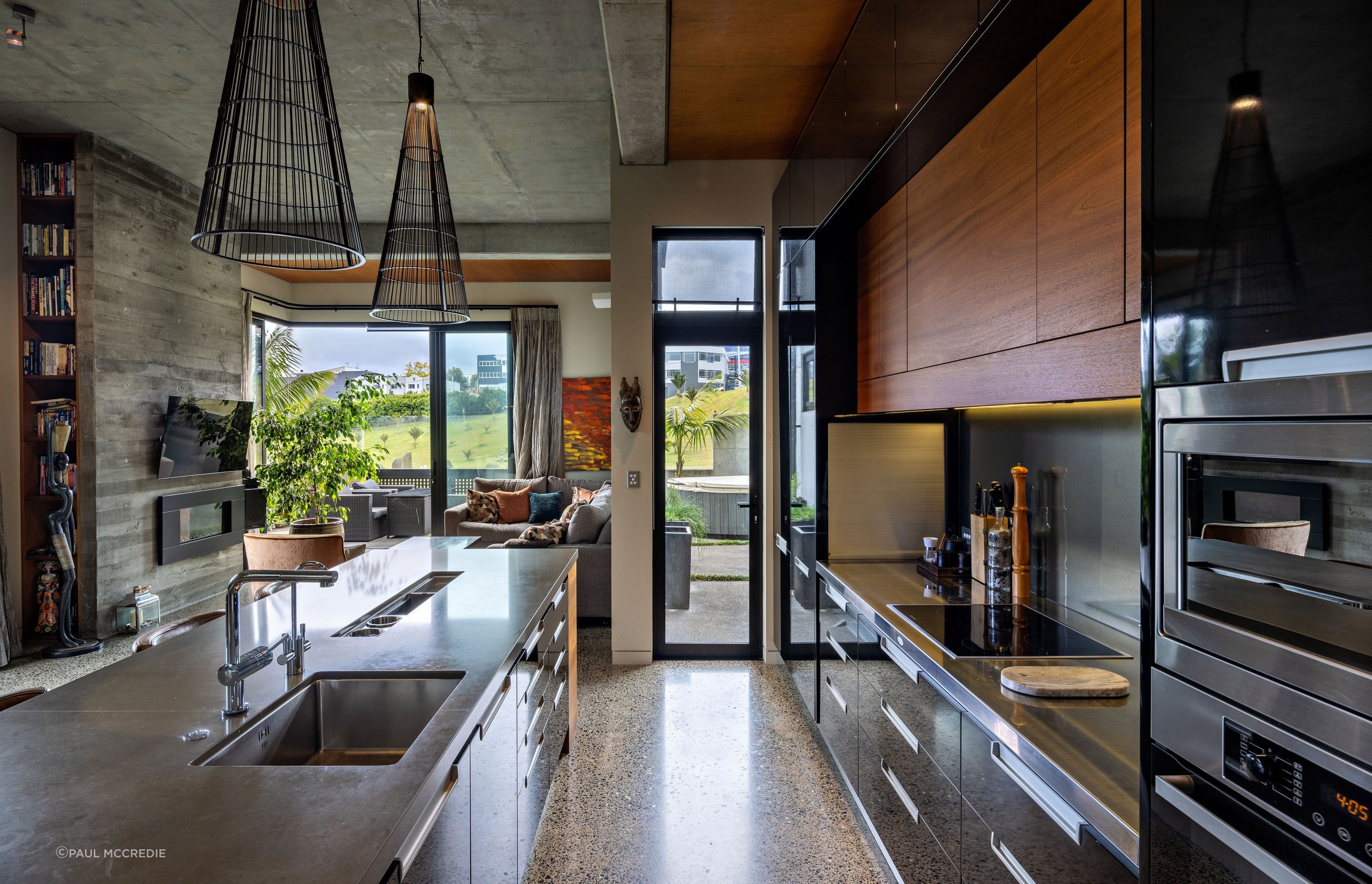5URBAN-PARKINTERIOR-KITCHENPaul-McCreadie.jpg