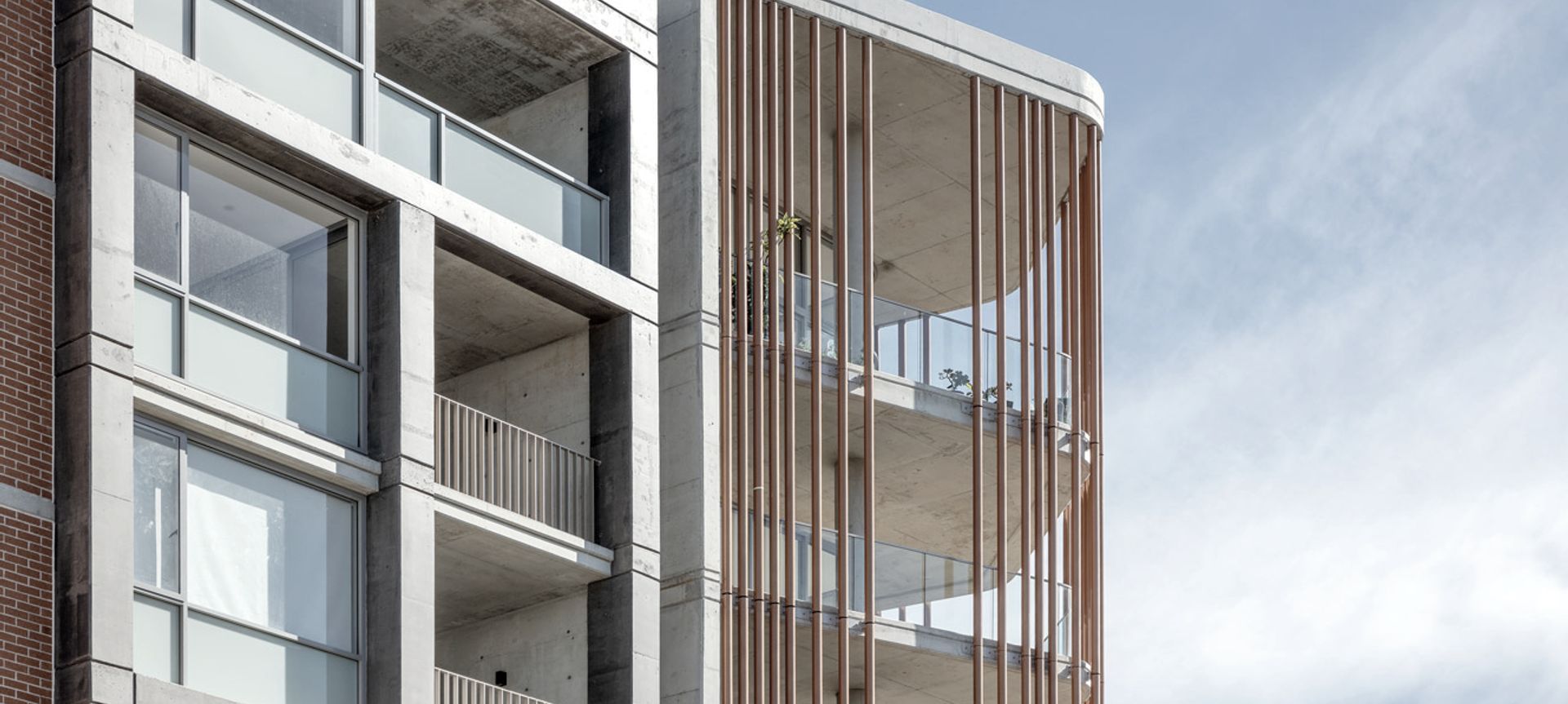 Home Apartments banner