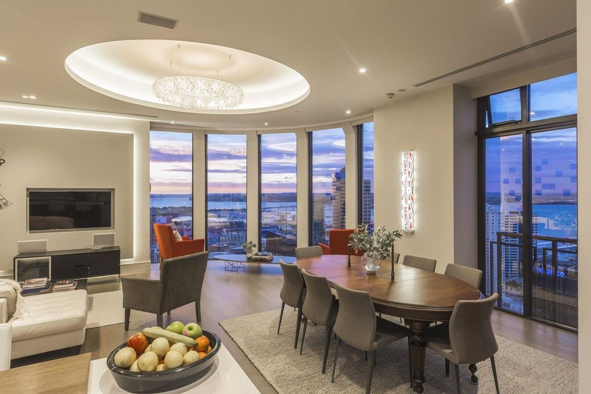 Metropolis Luxury Penthouse