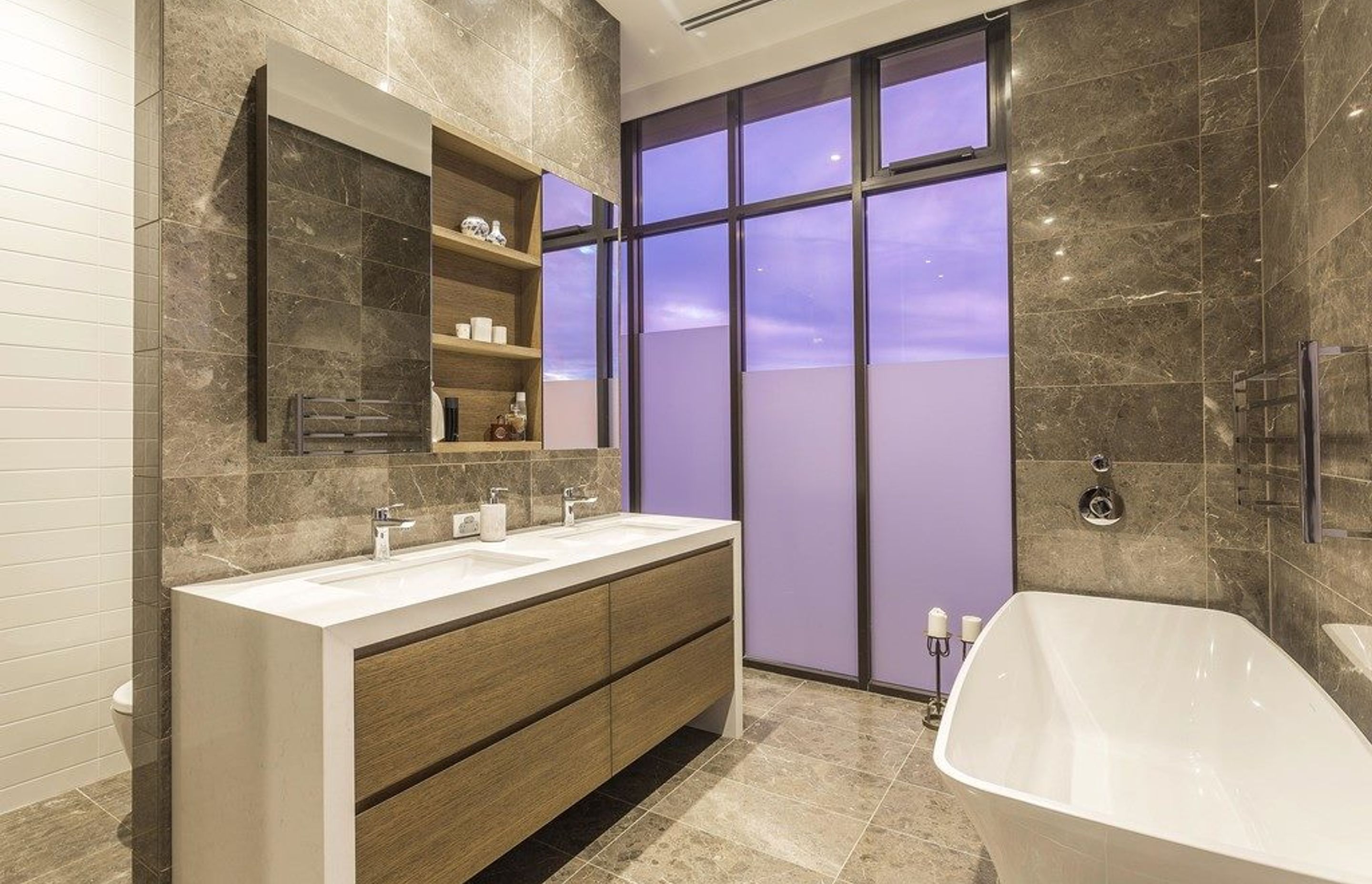 Metropolis Luxury Penthouse