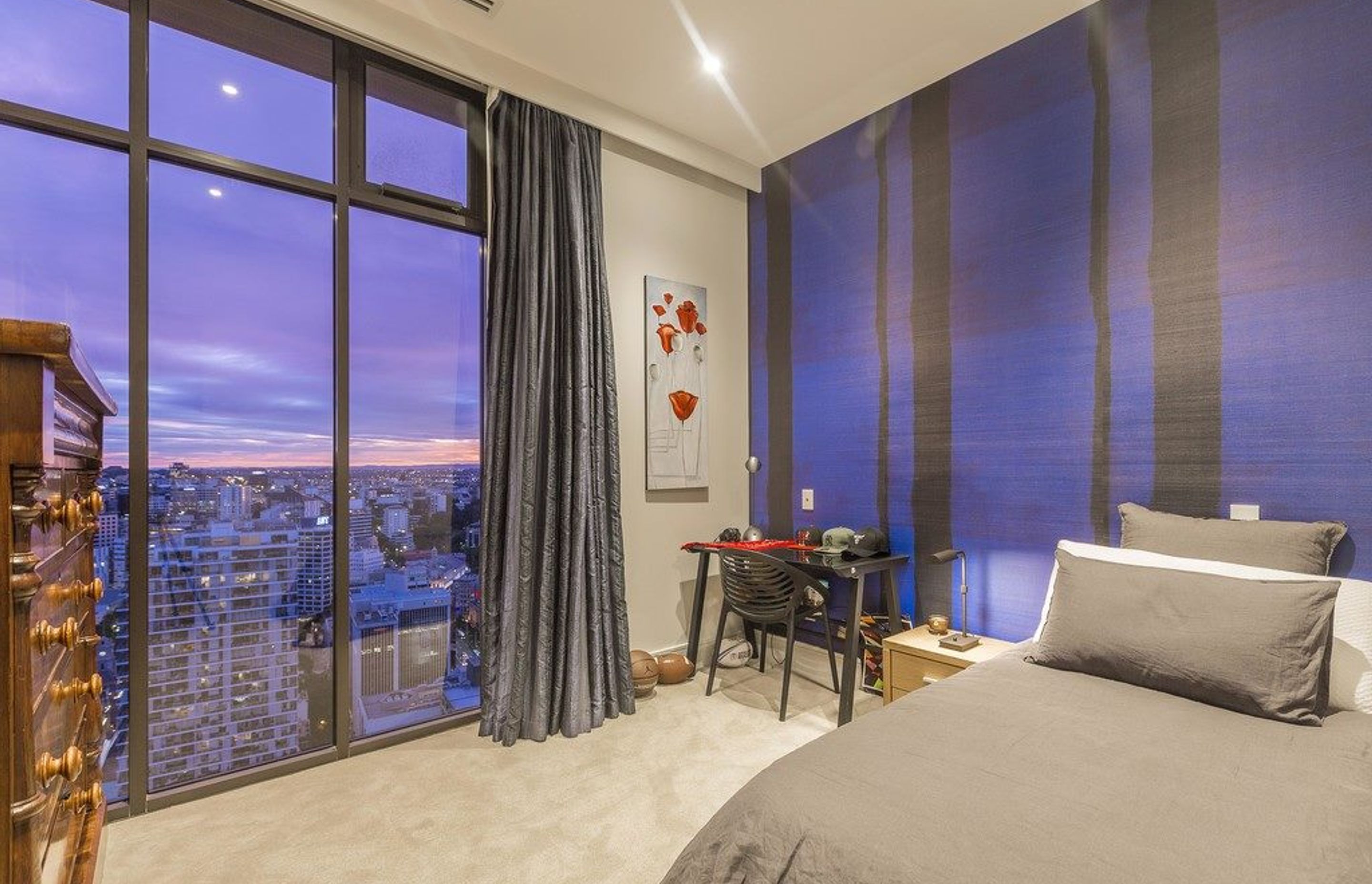 Metropolis Luxury Penthouse