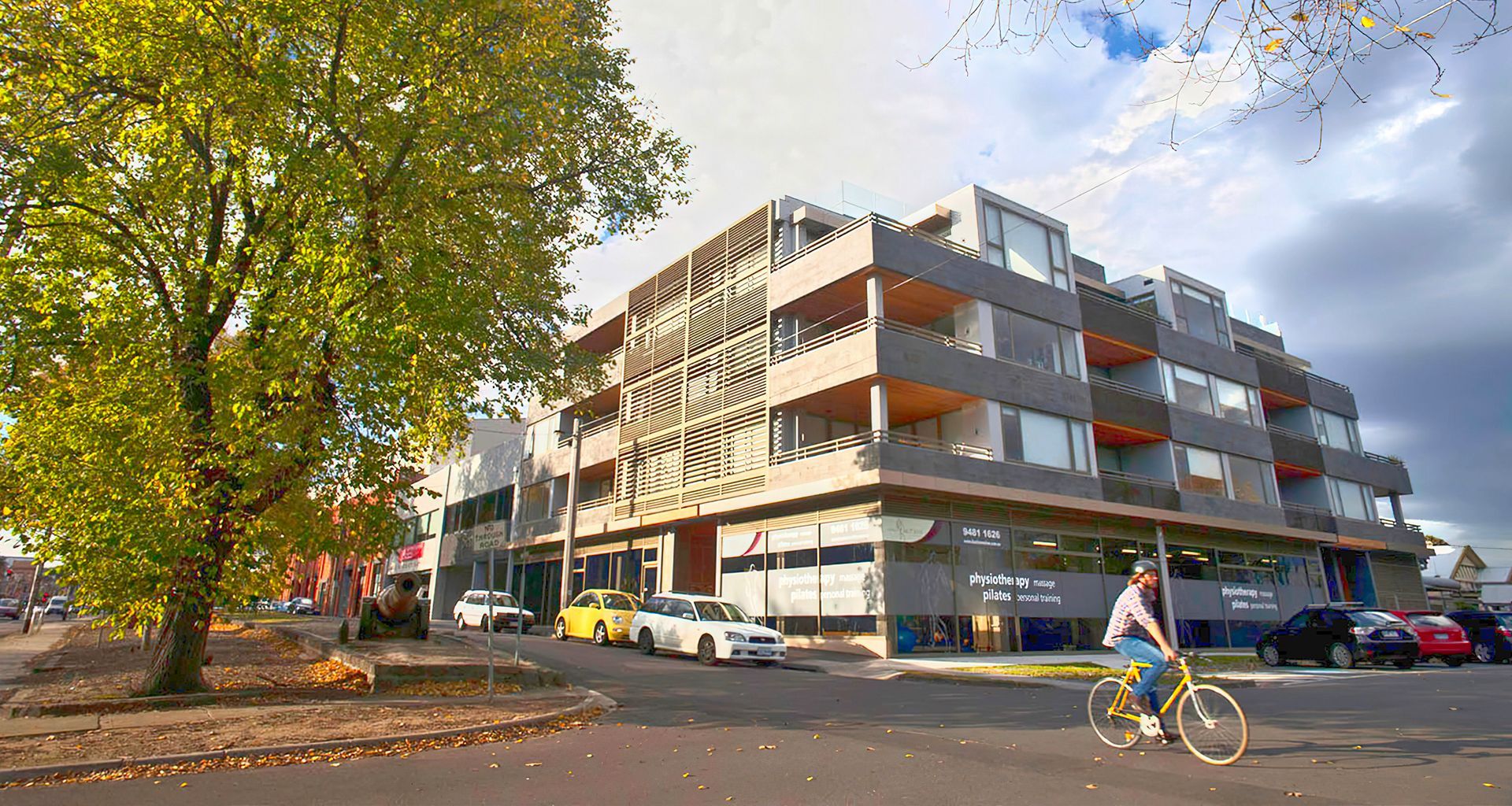Gateway Apartments banner
