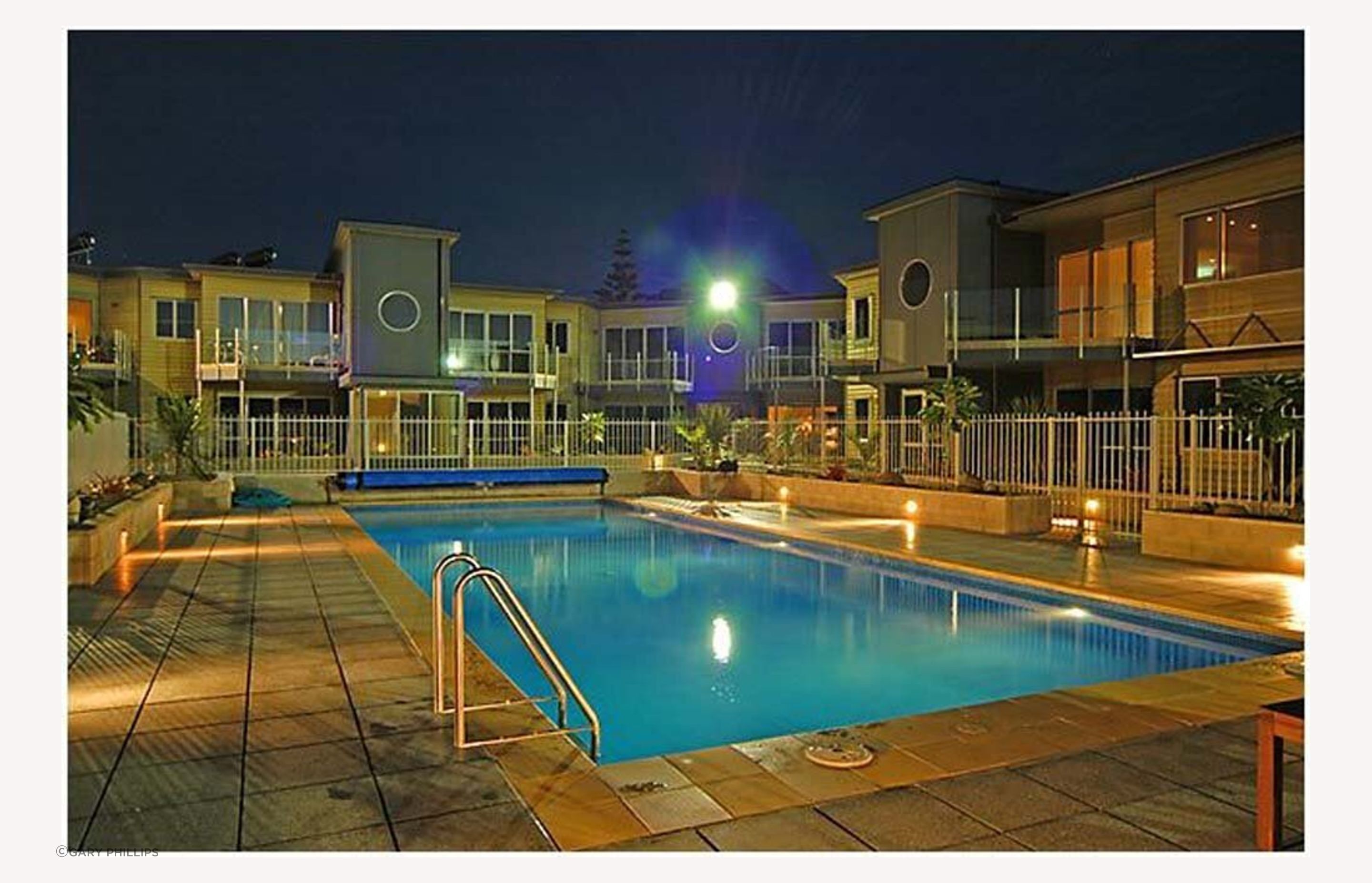 Pier Apartments