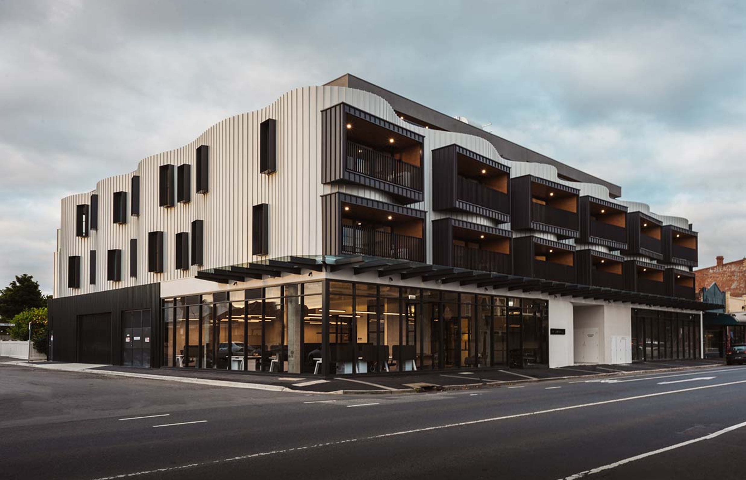 Yarraville – Sommerville Rd