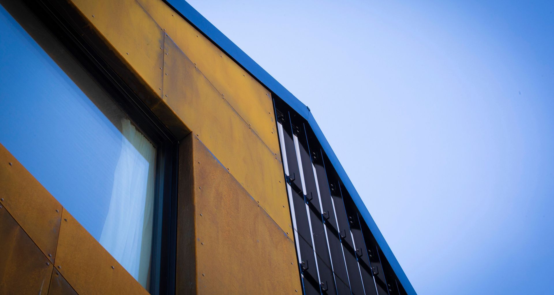 Apartment 41 banner