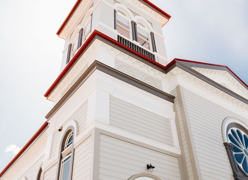 Saint James Apartments