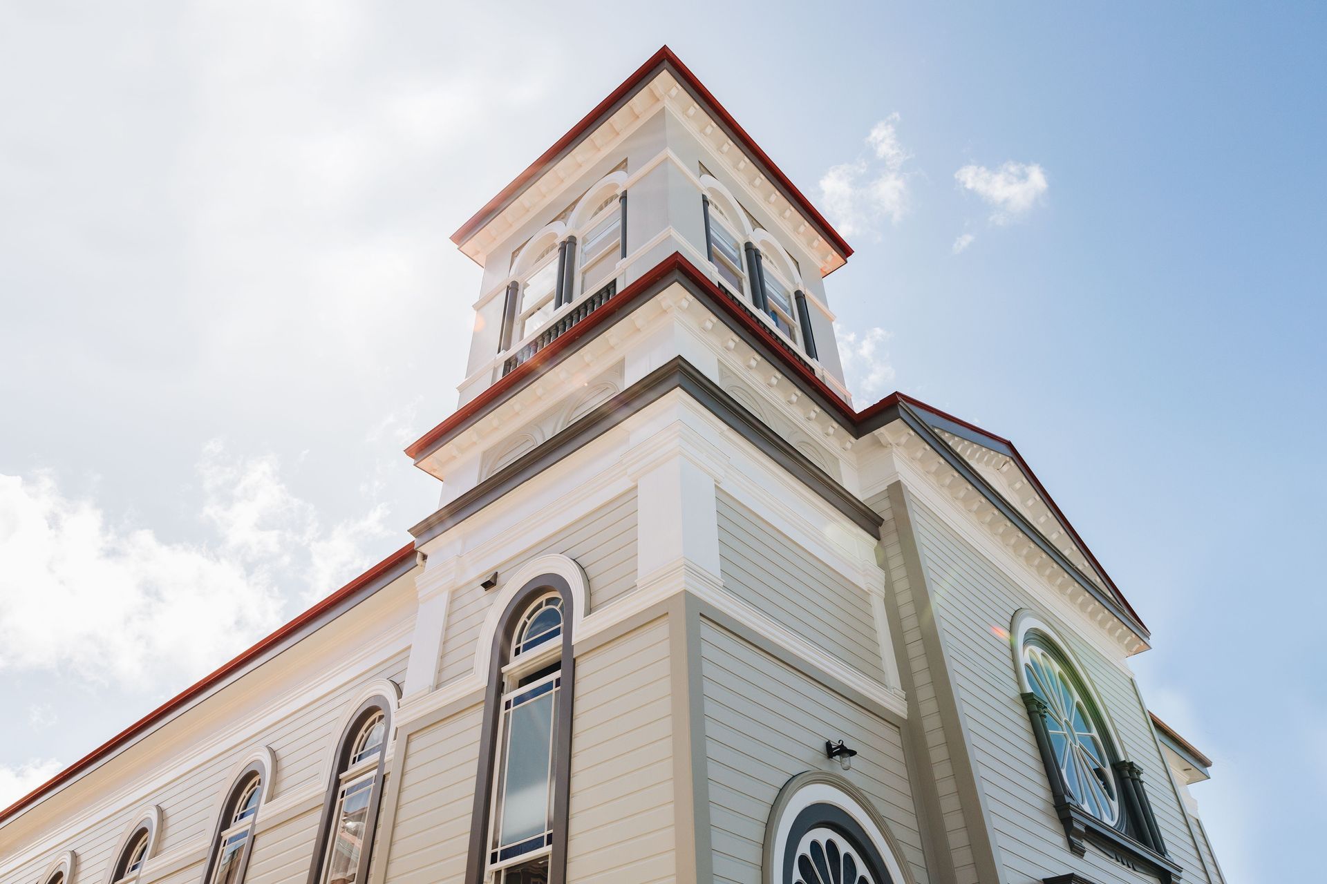 Saint James Apartments