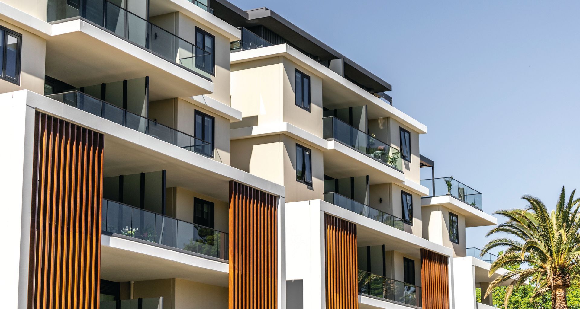 Airlie Residences banner