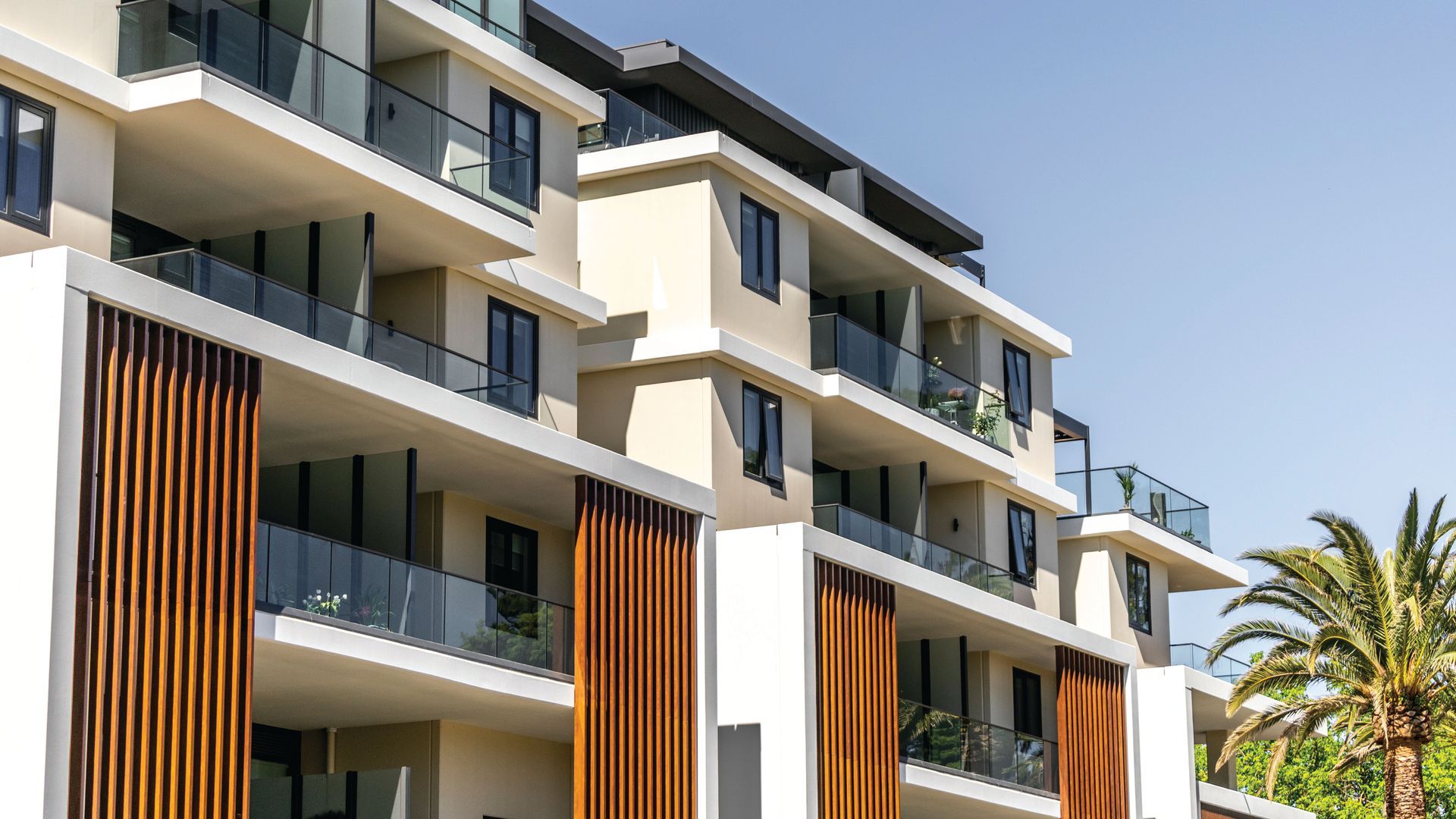 Airlie Residences banner