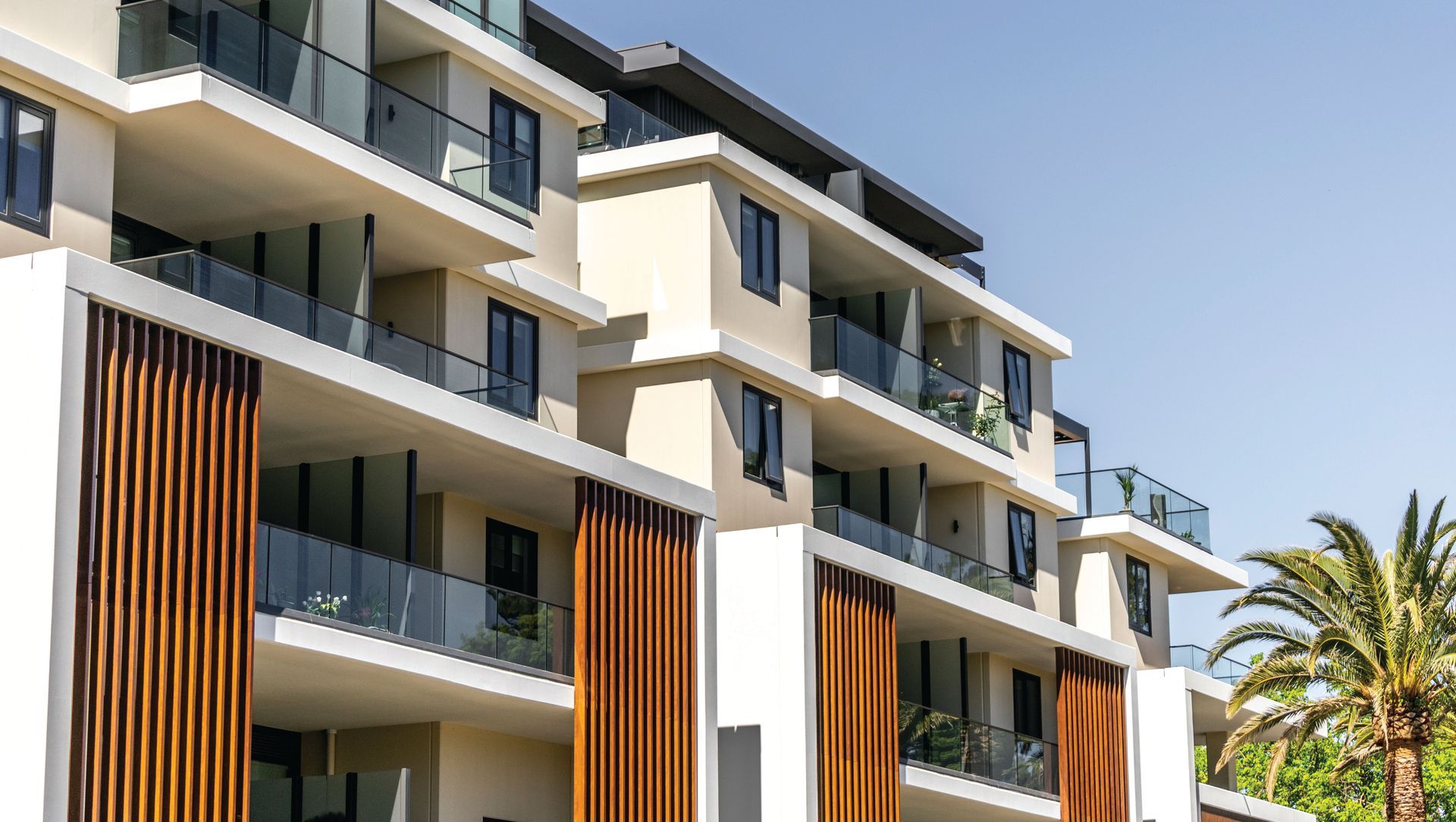 Airlie Residences banner