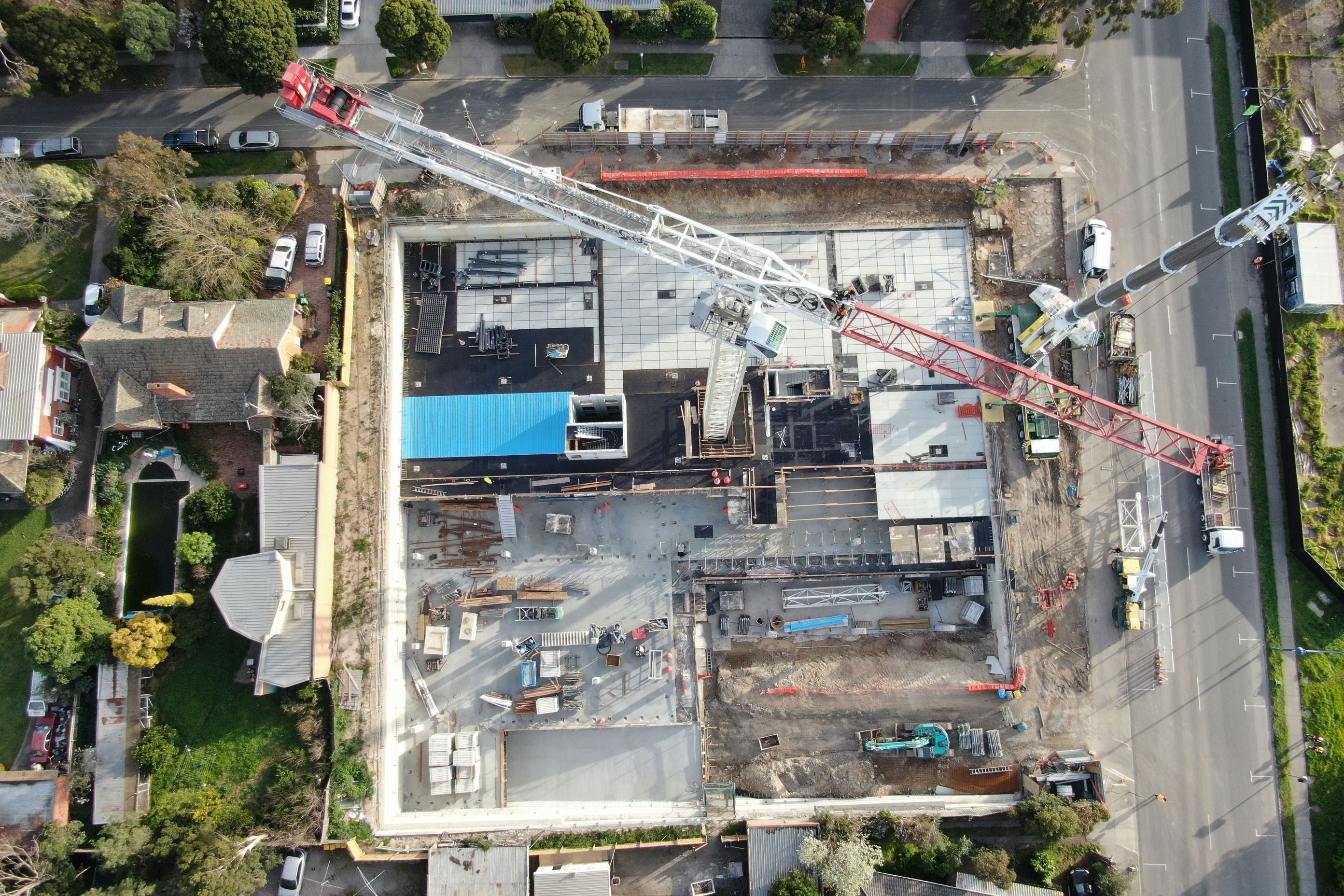 Balmain-CoAirlieSeptemberTower-Crane-Erection-8.JPG