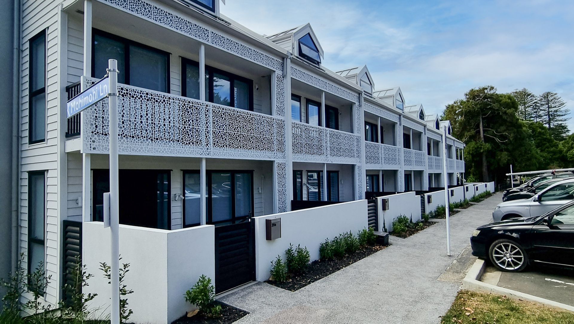 Claude Road Residential Townhouse  banner