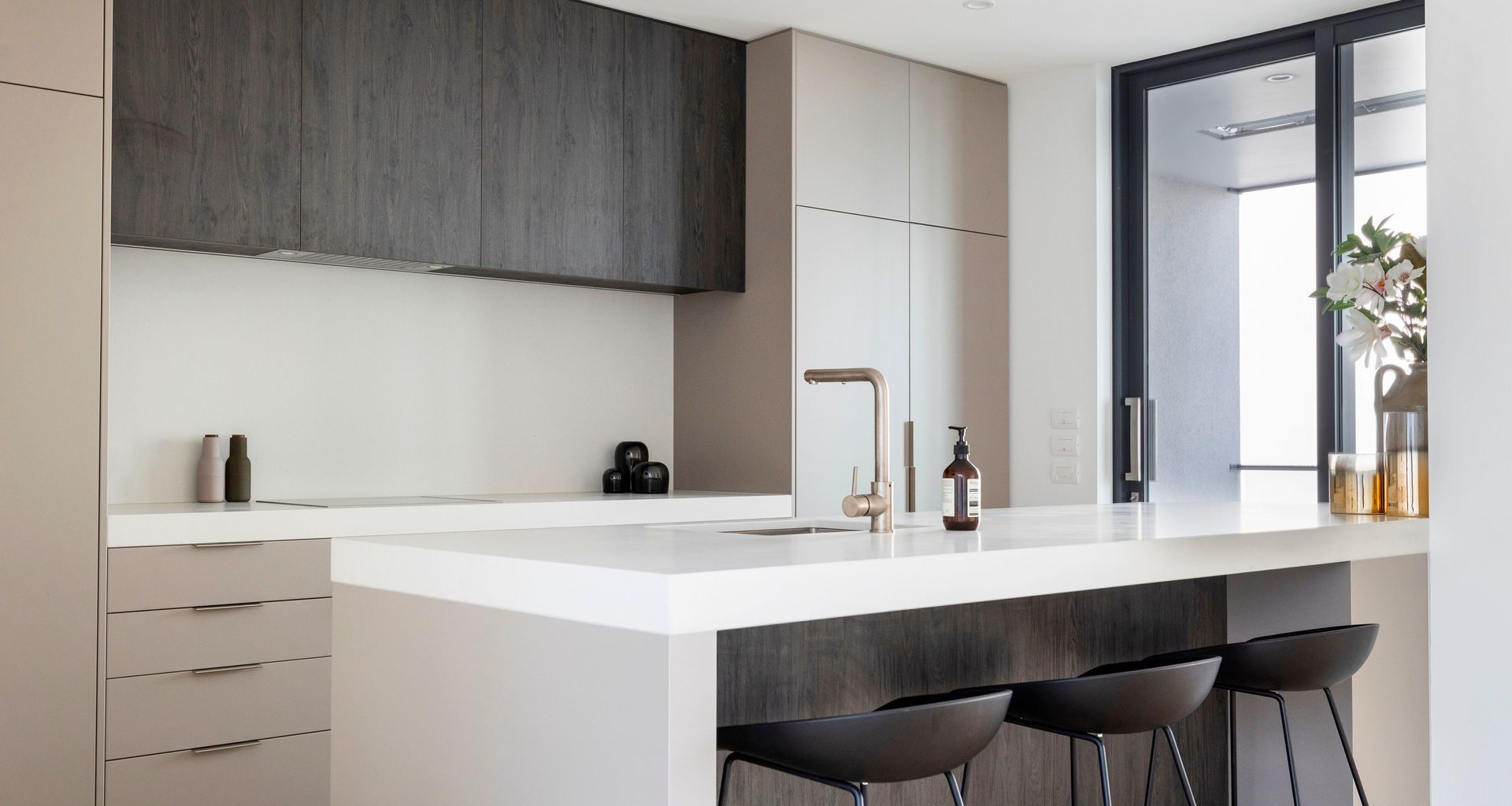 Tiers Villas Kitchen banner