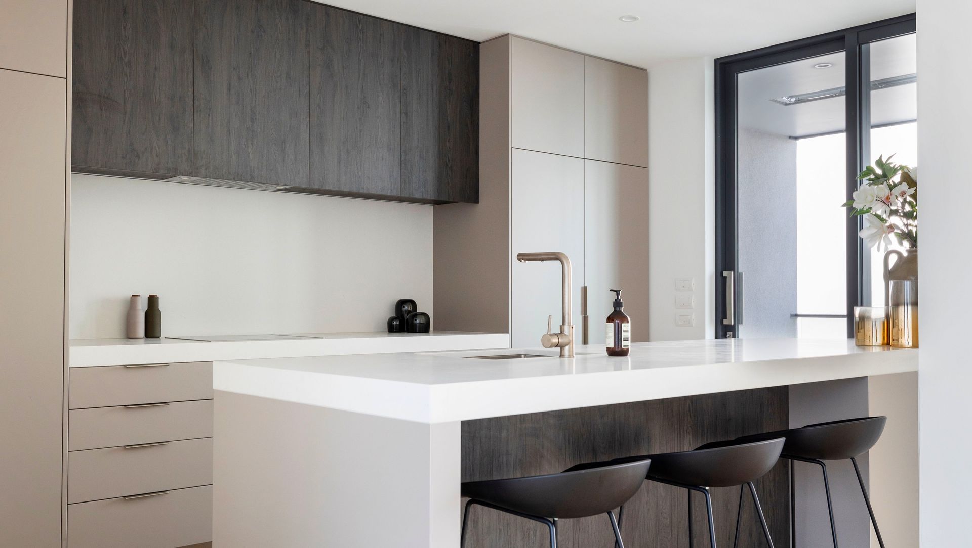 Tiers Villas Kitchen banner