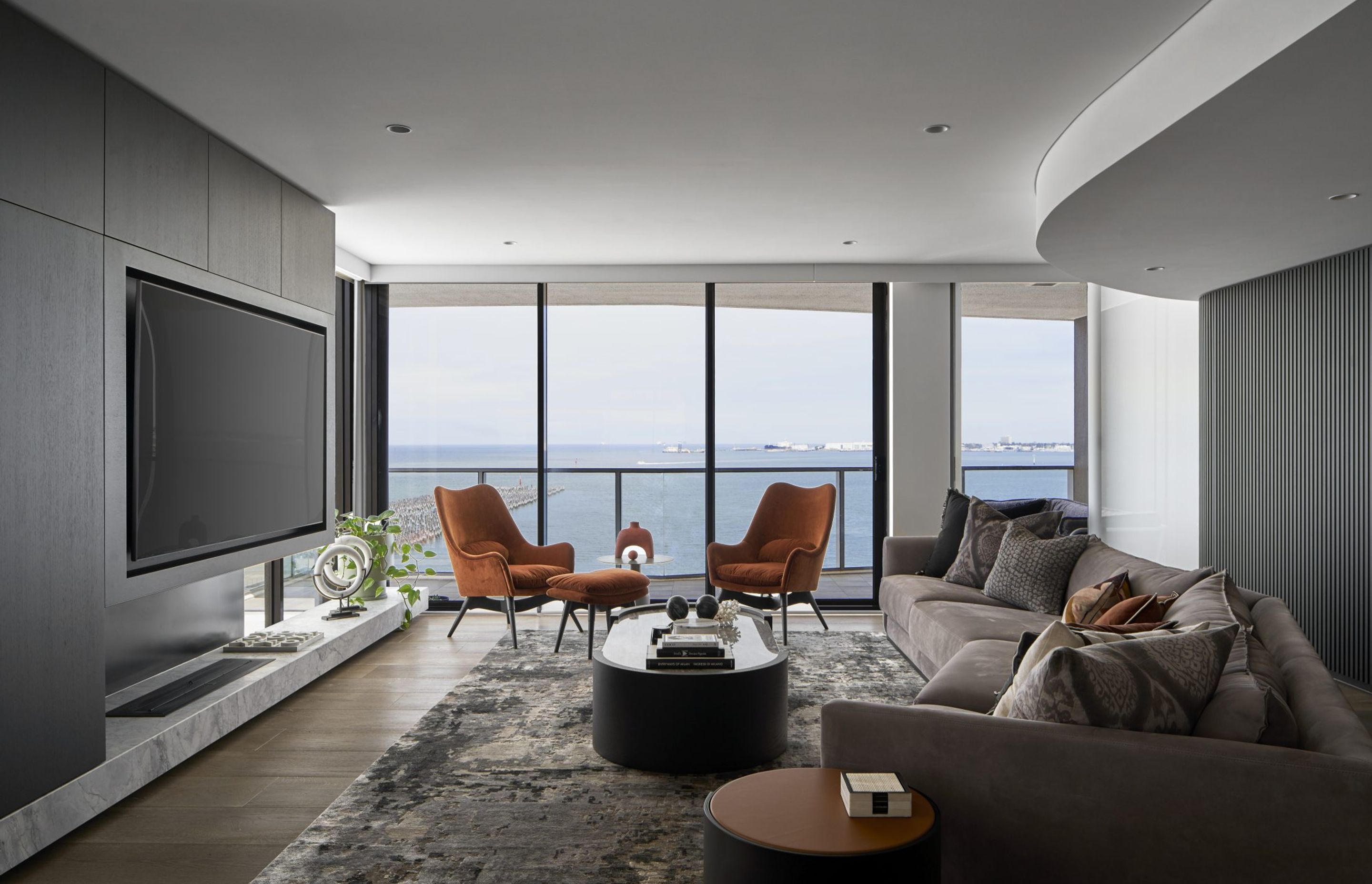 Beach Street Apartment