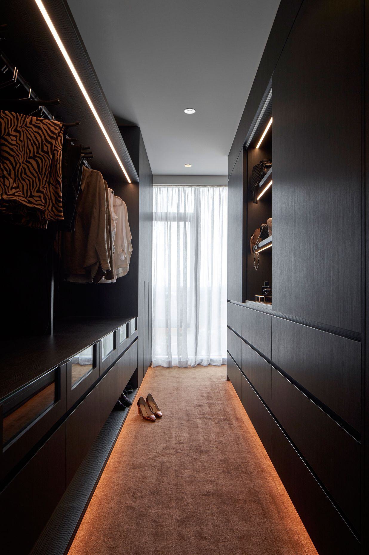 Beach Street Apartment