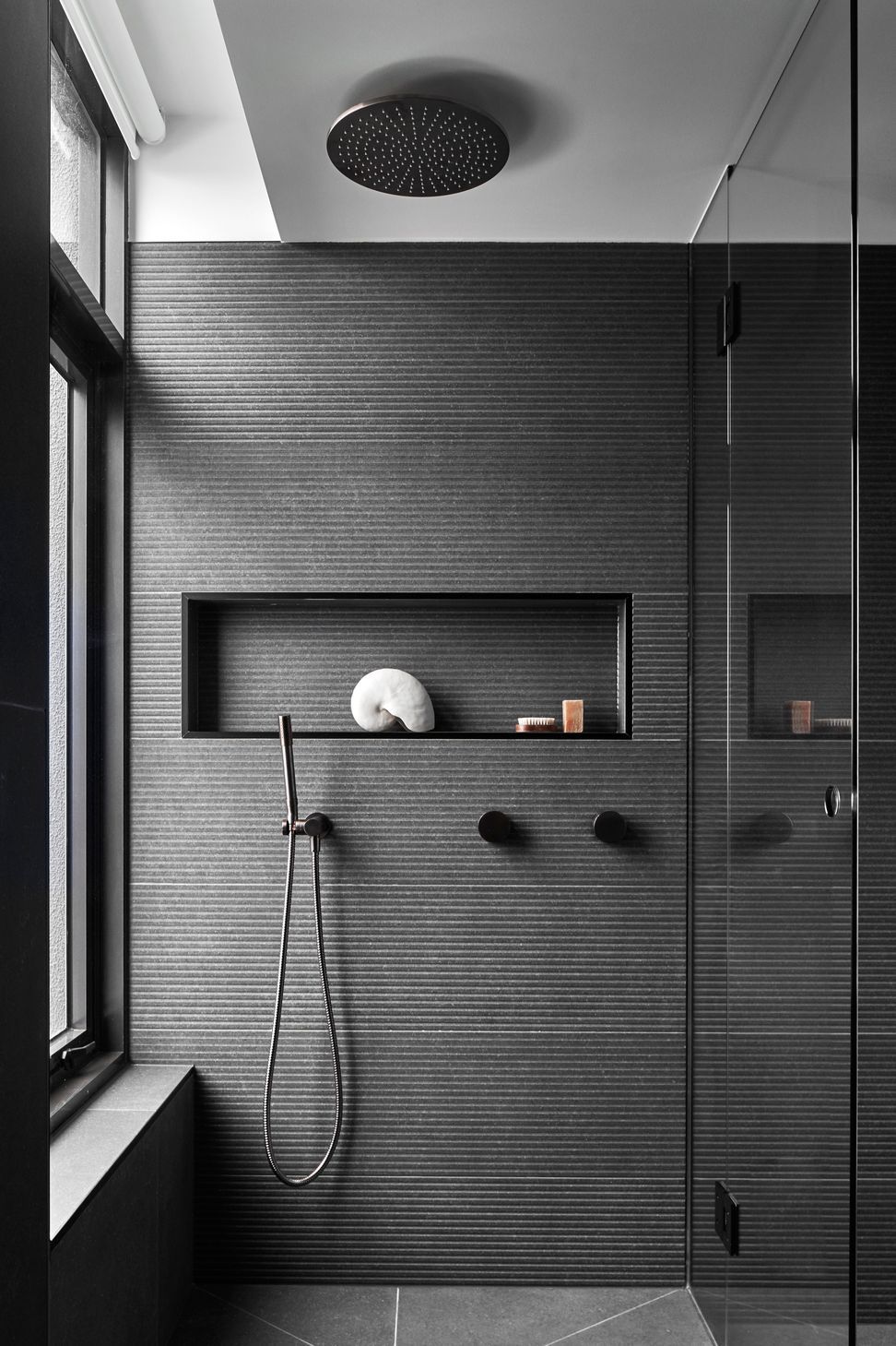 Beach Street Apartment
