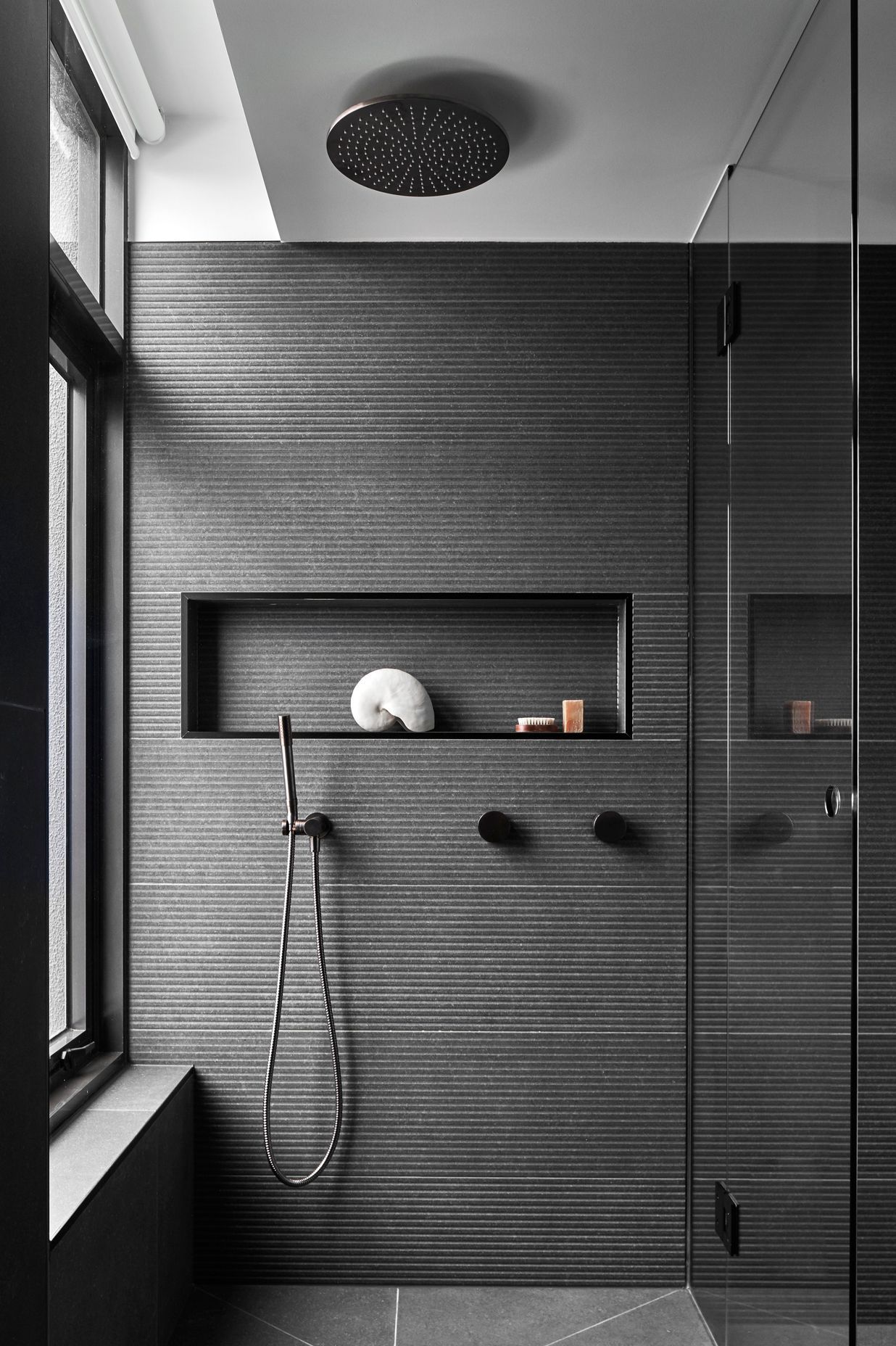 Beach Street Apartment