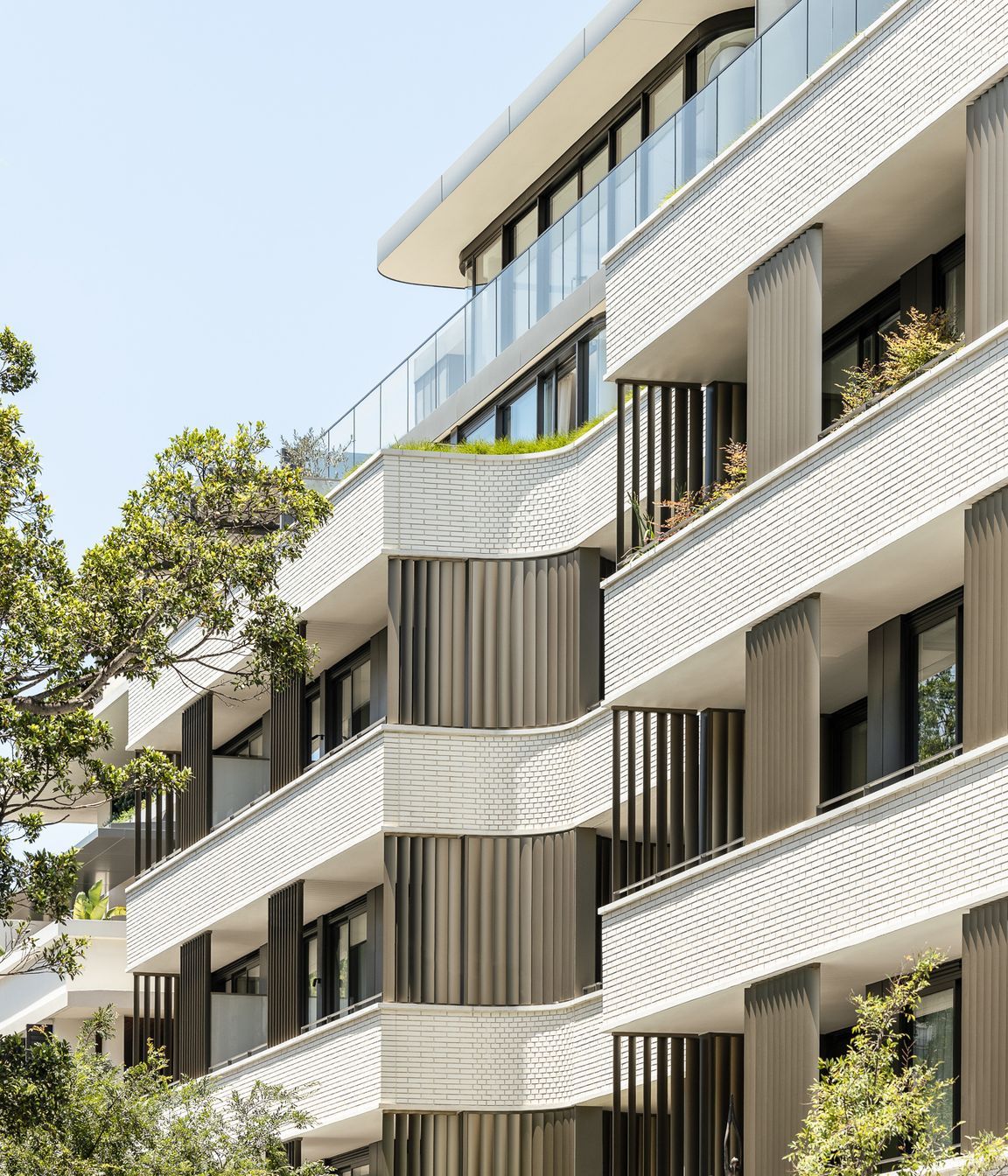Brick-Inlay-facade-Double-Bay-1788-Residences.jpg