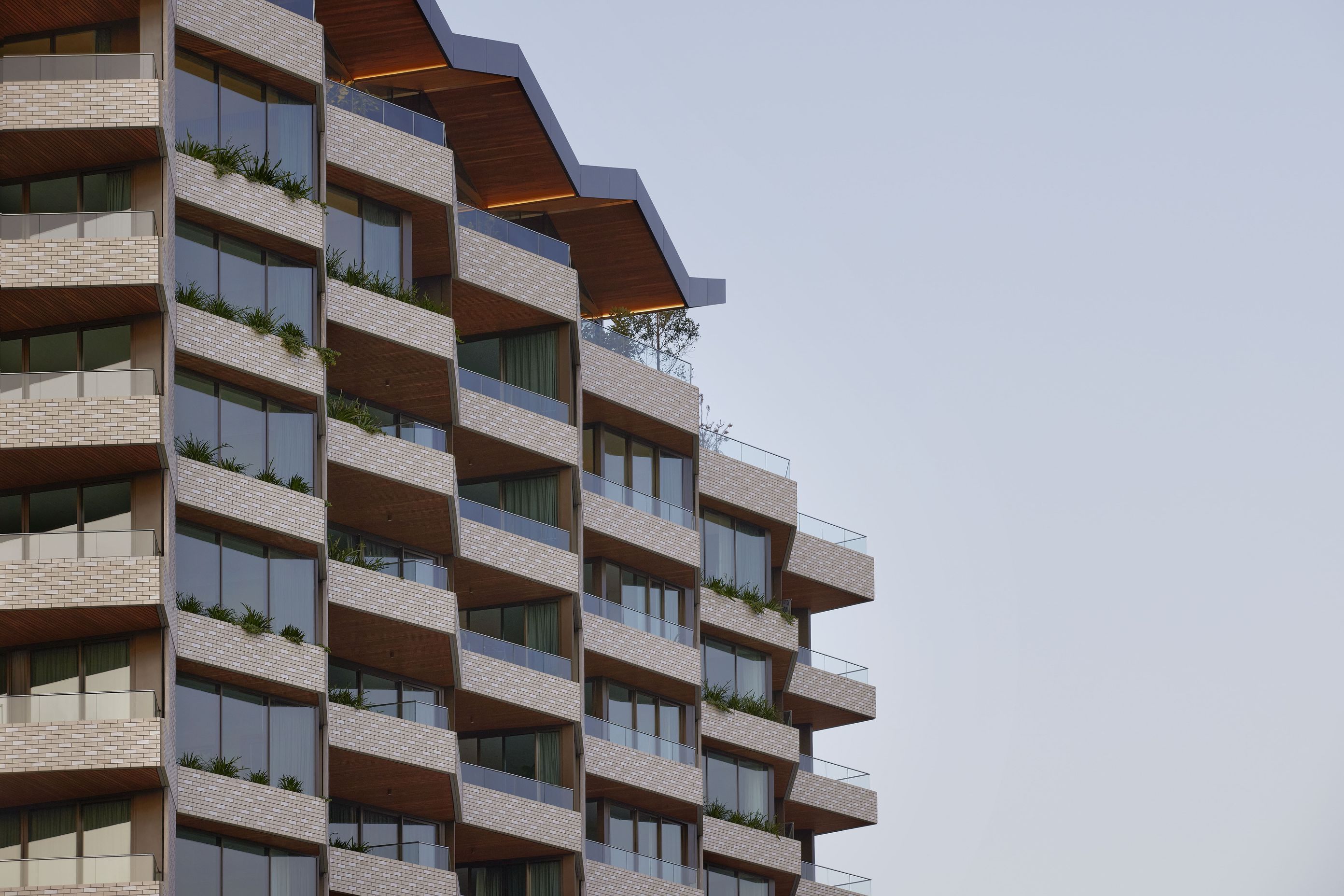 Brick-Inlay-facade-Riviere.jpg