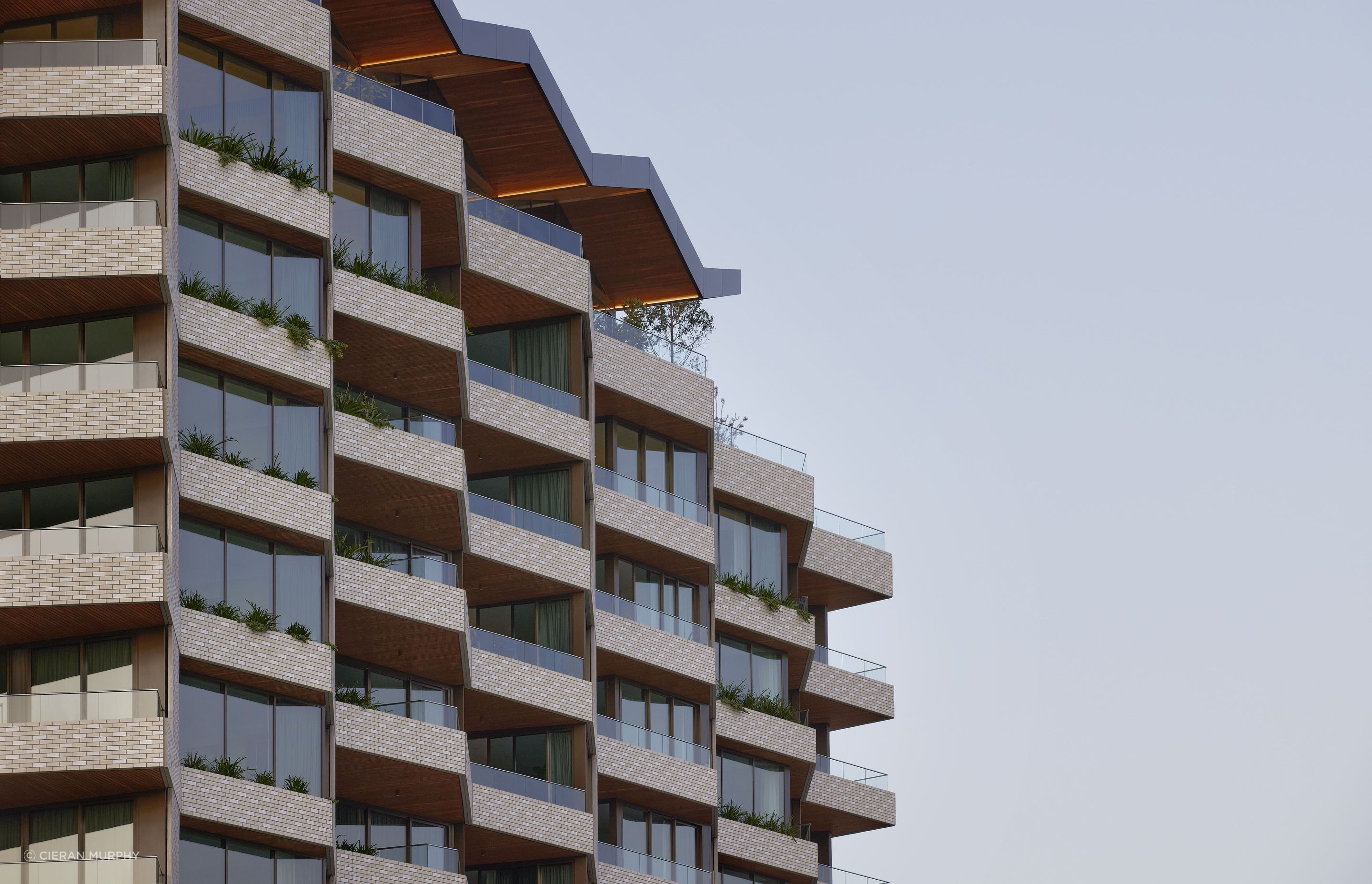Brick-Inlay-facade-Riviere.jpg