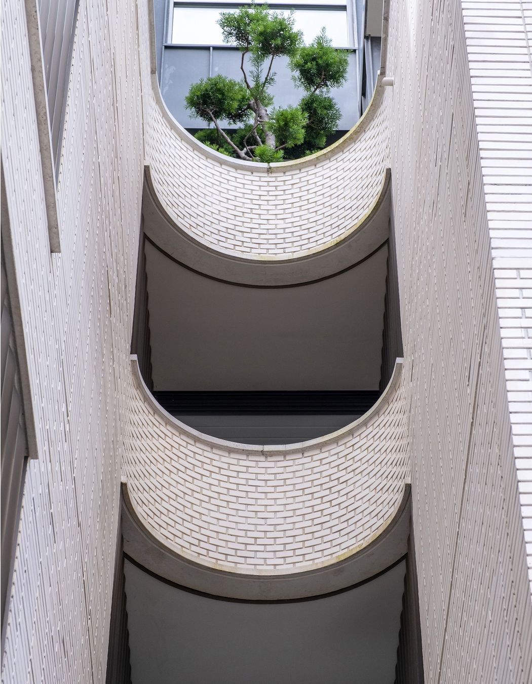 Brick-Inlay-facade-curved.jpg