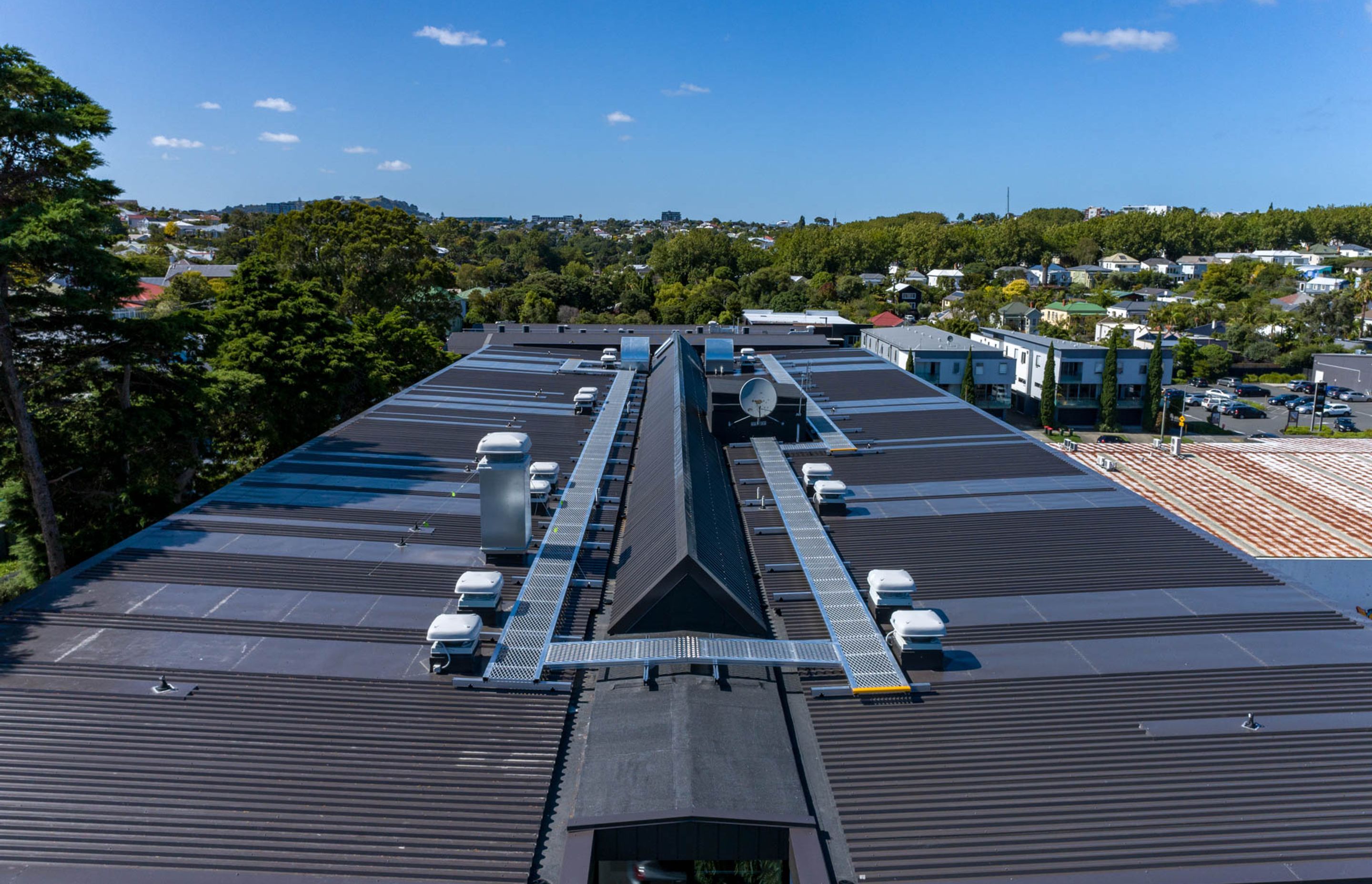 Metalharrt Roofing - Commercial - Richmond Road
