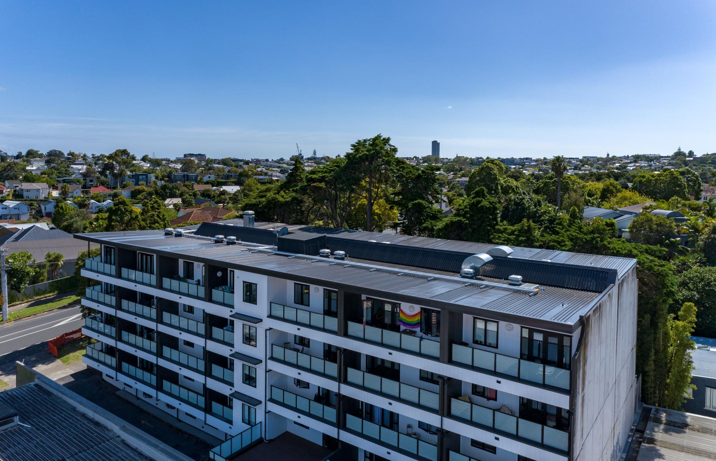 Metalharrt Roofing - Commercial - Richmond Road