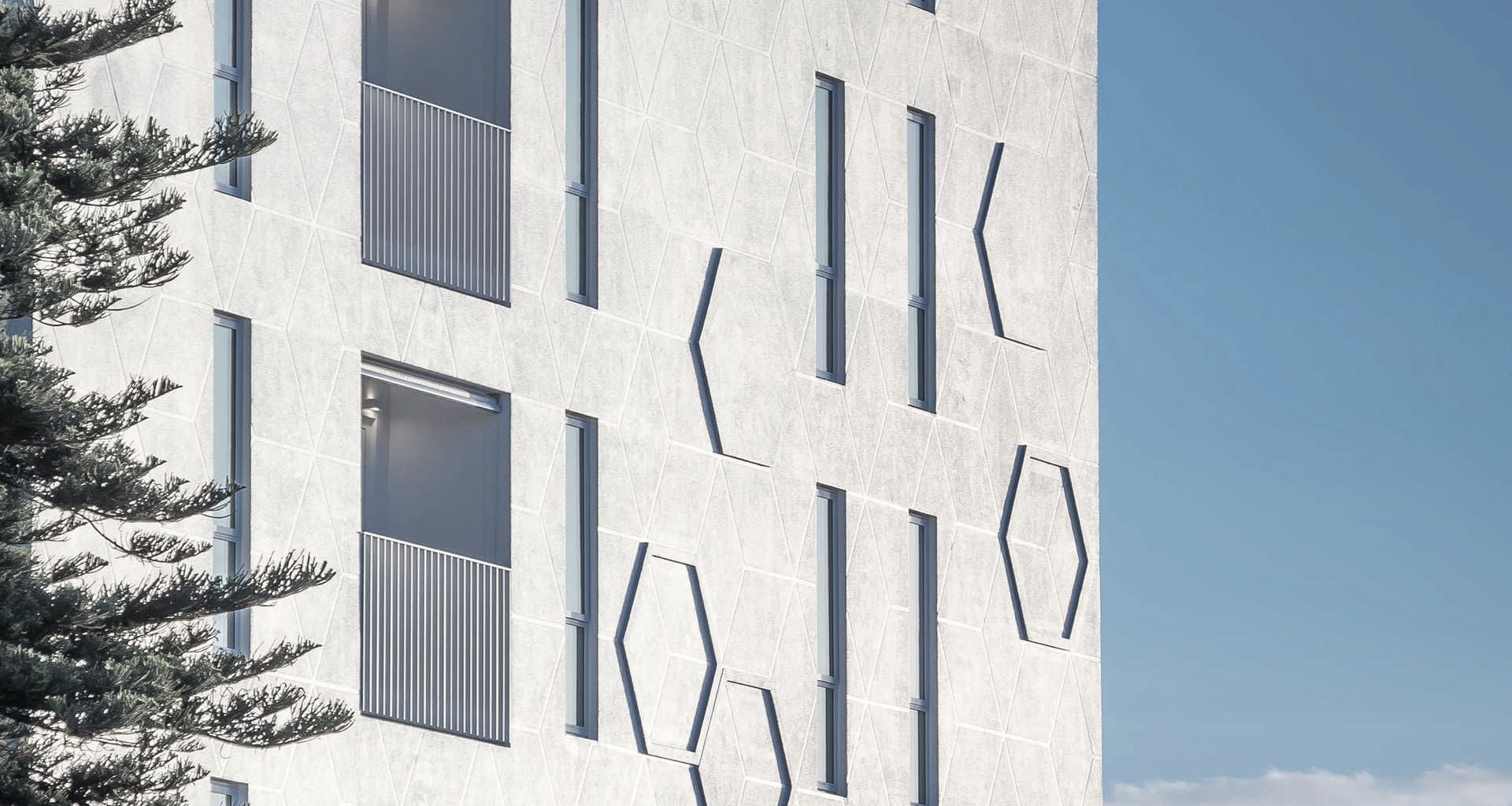 Daisy Apartments banner