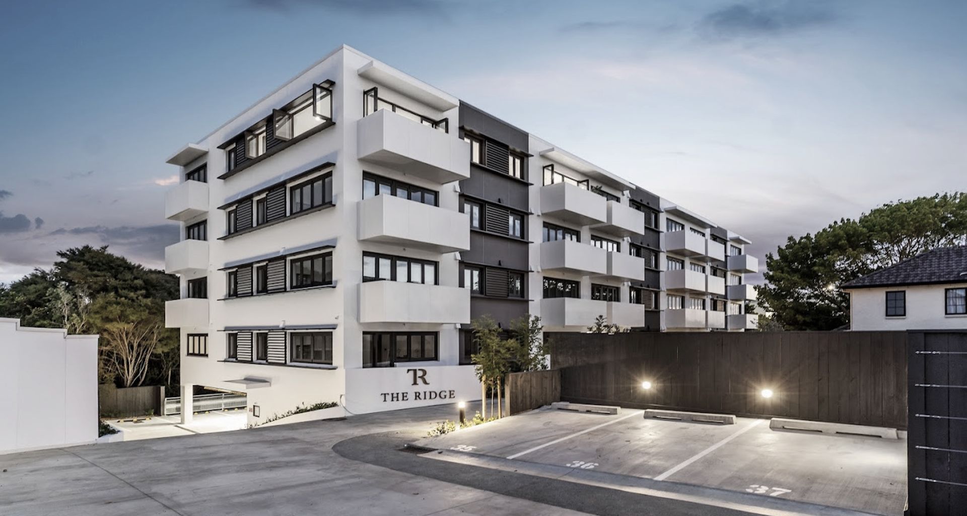 The Ridge Apartments banner