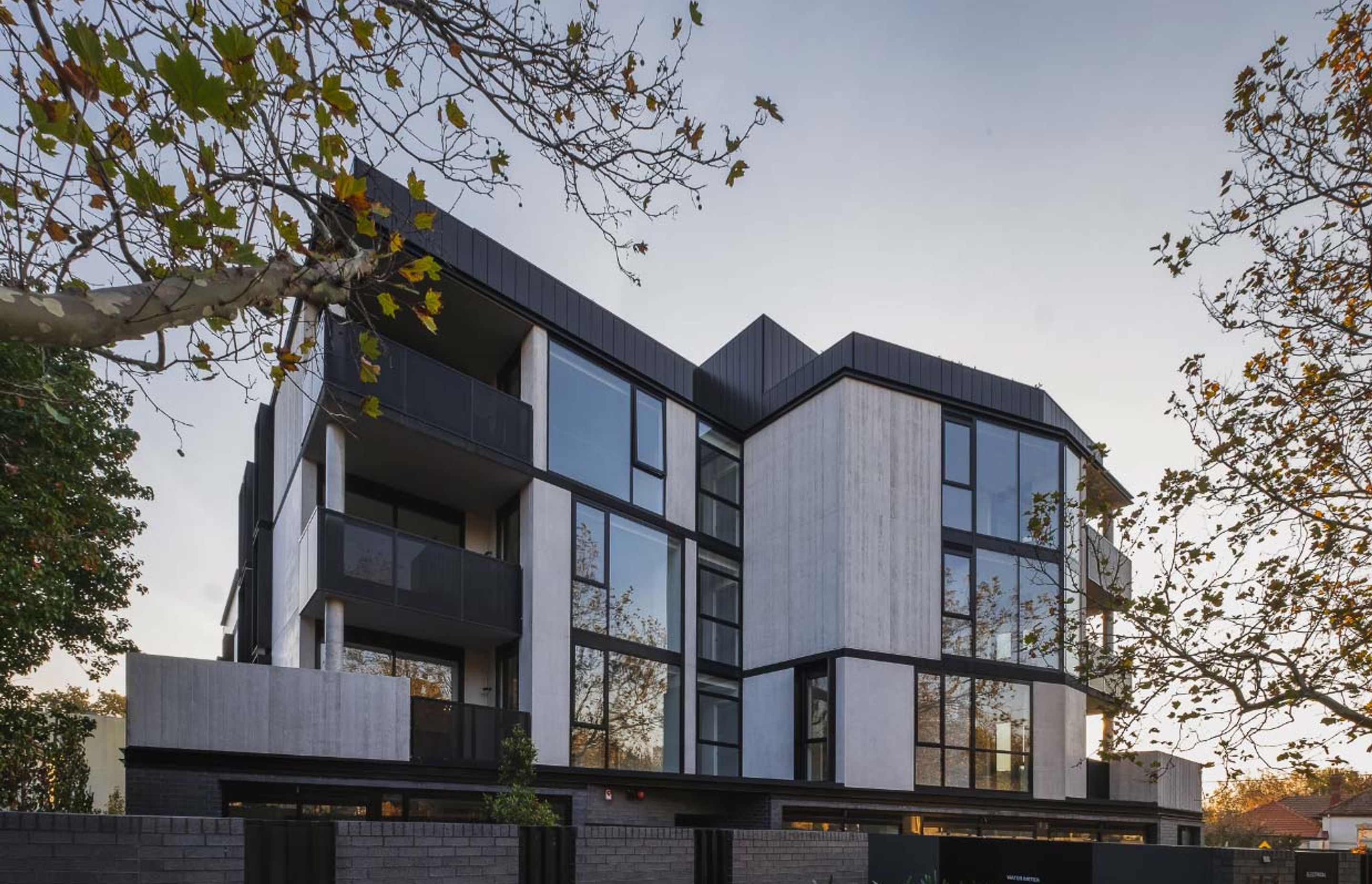 Dandenong Rd – Armadale