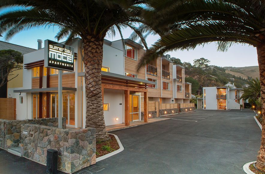 Sumner Bay Motel