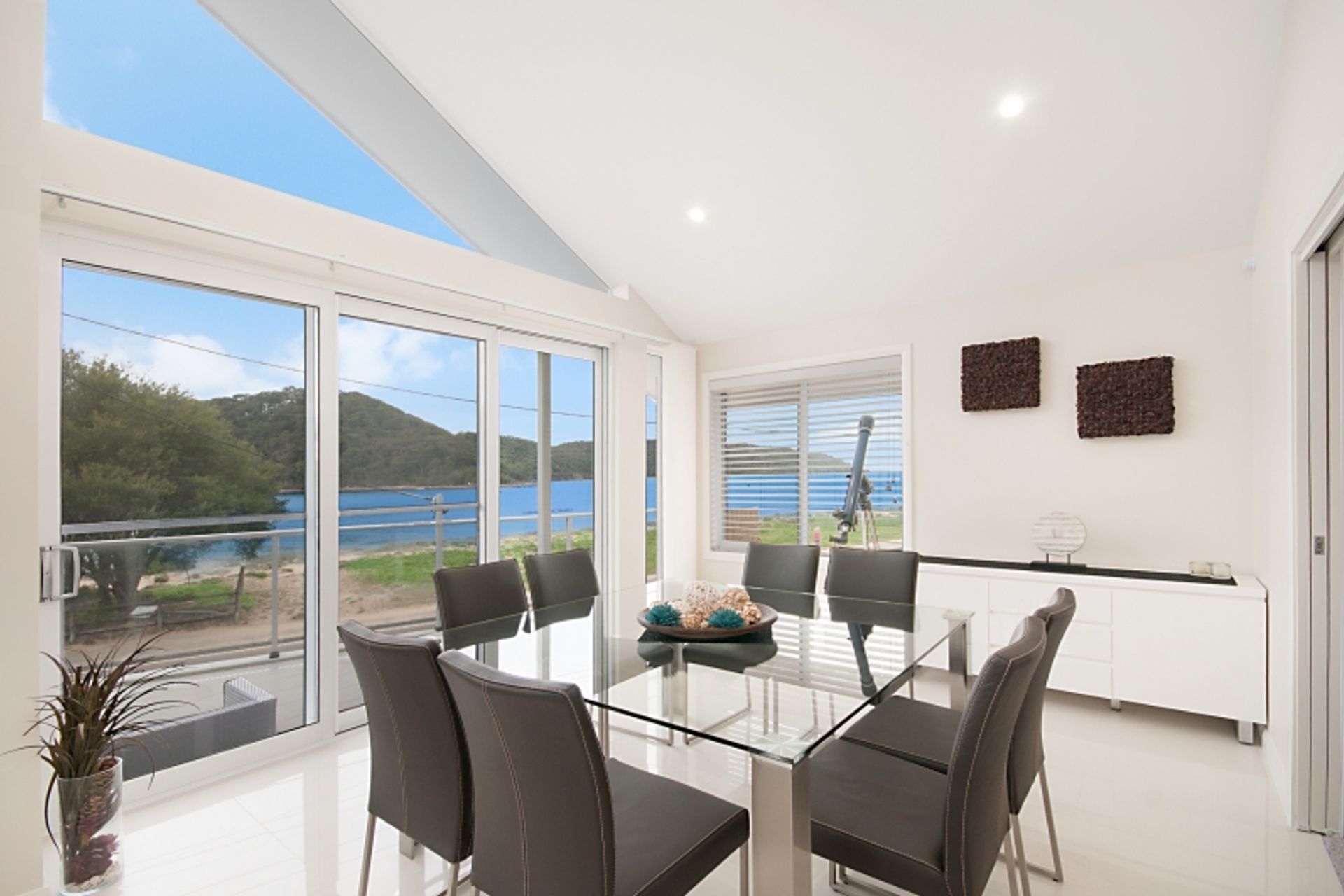 The Esplanade, Ettalong Beach