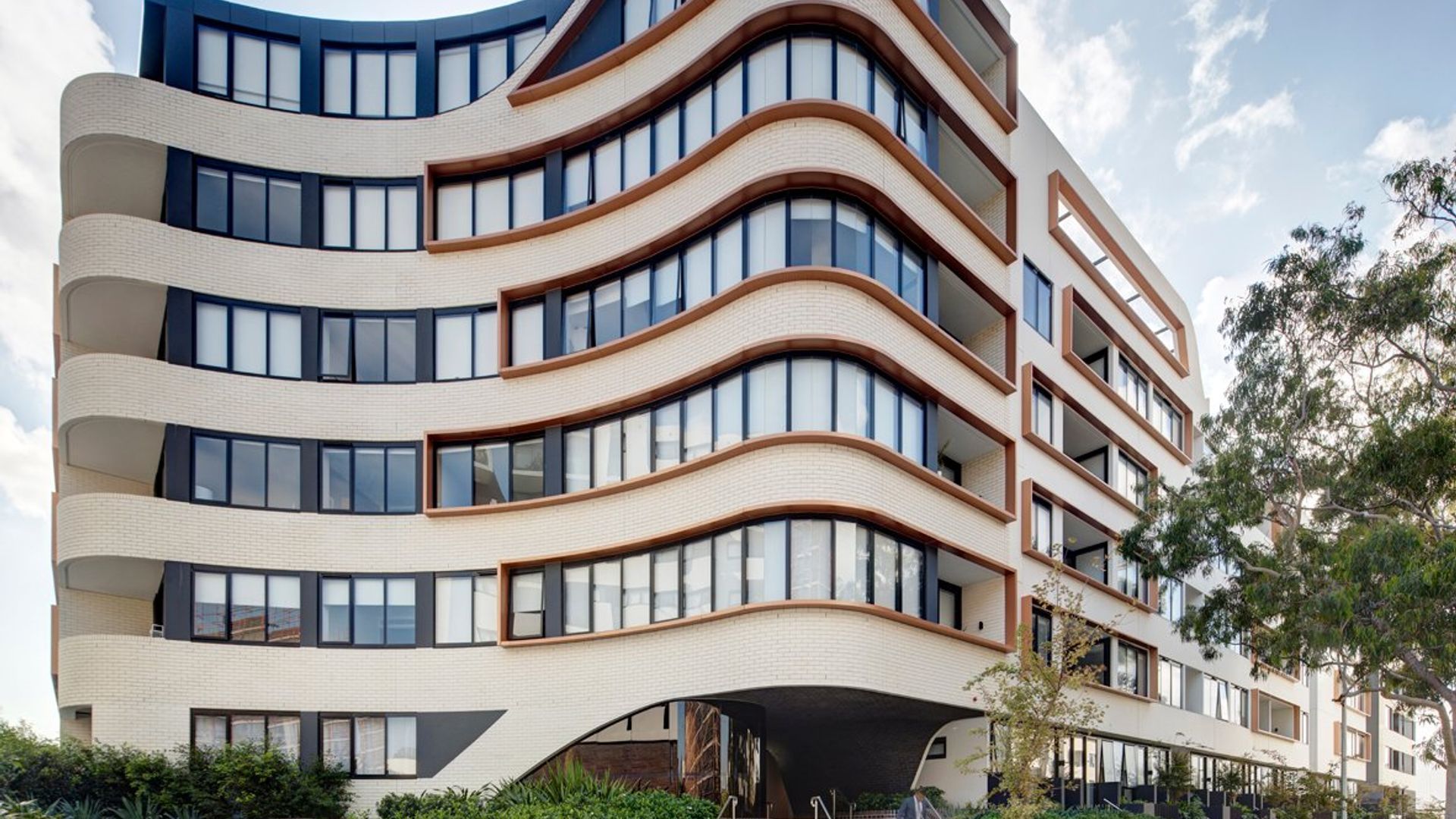 Eve Apartments banner